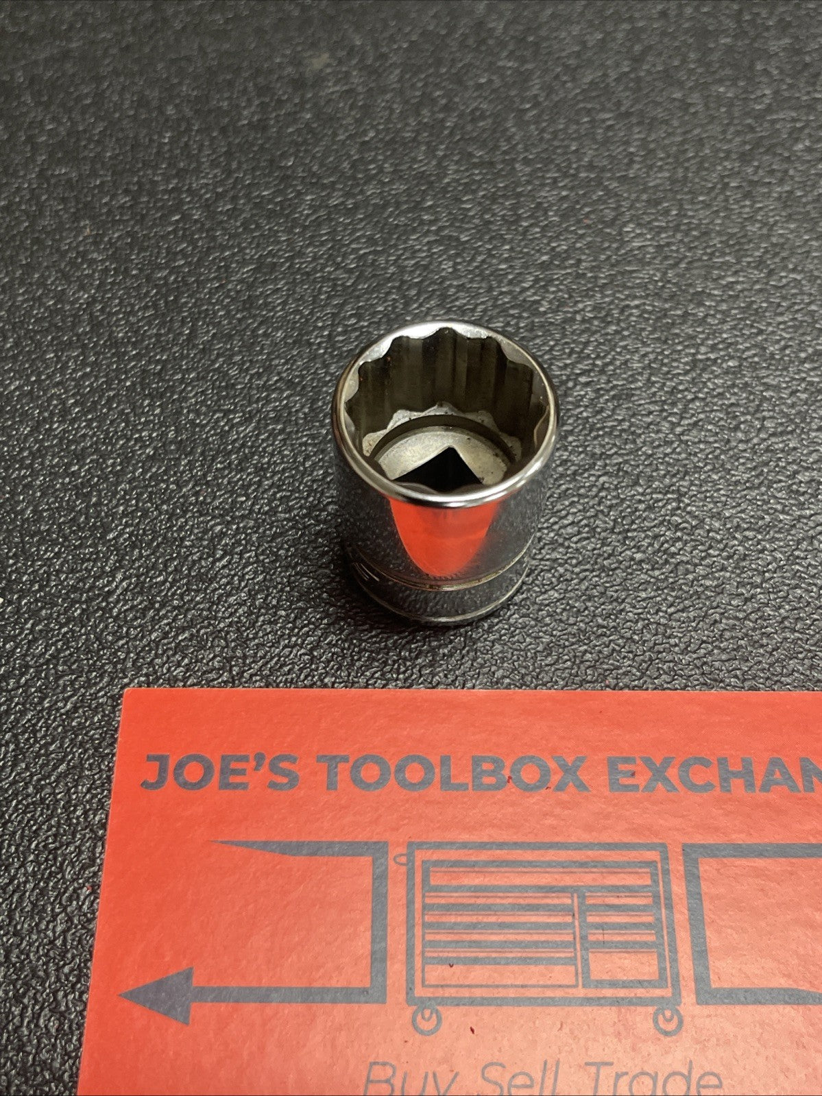 Snap-On Tools USA NEW 3/8" Drive 11/16" SAE 12 Point Shallow Chrome Socket F221