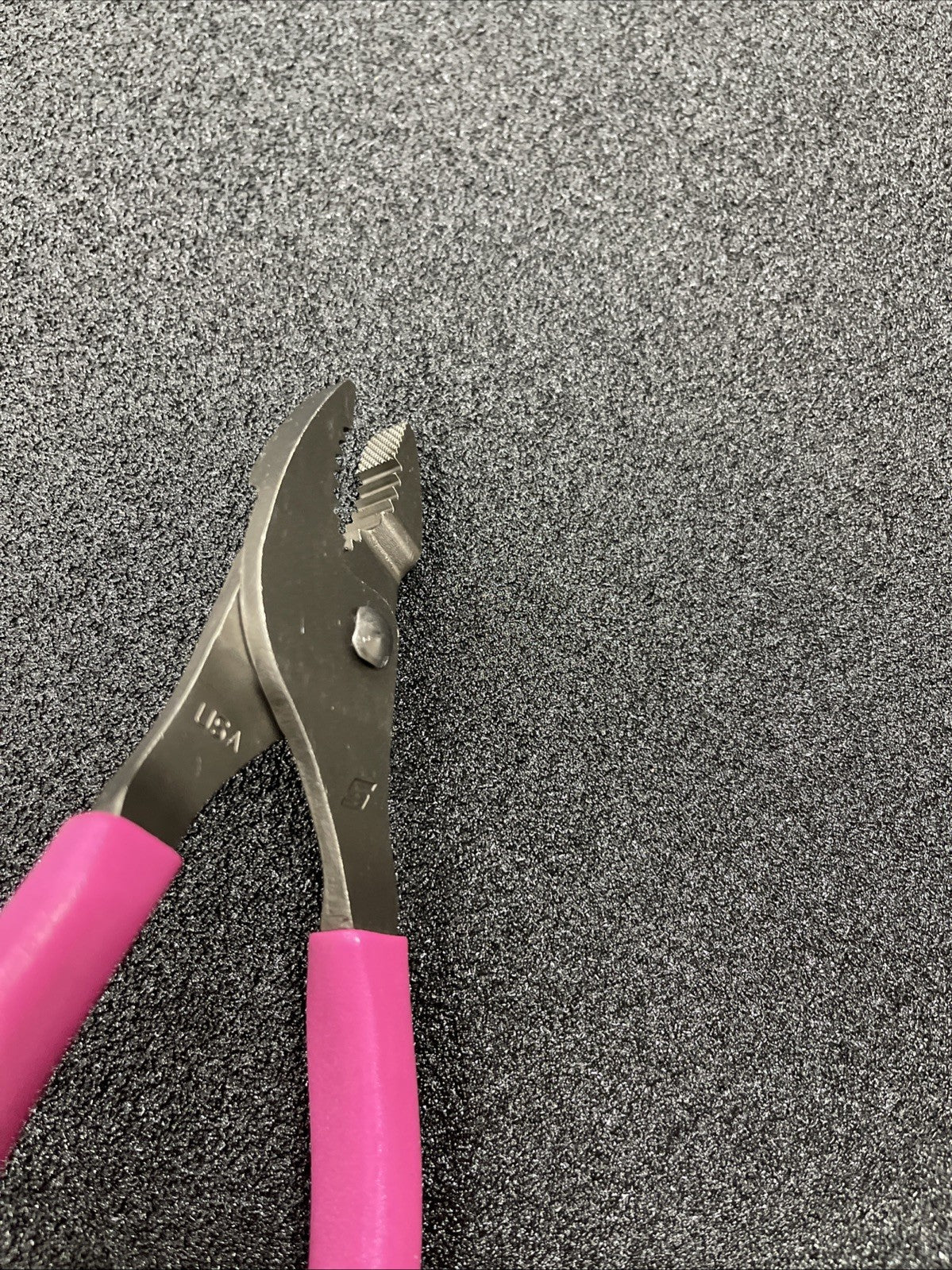 Snap on Tools USA NEW ELECTRIC PINK 6" Talon Slip-Joint Pliers 46ACFEP