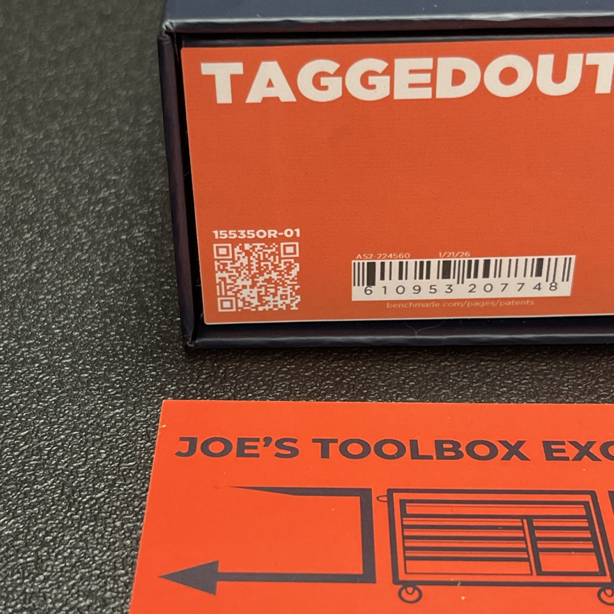 Benchmade Taggedout 15535OR-01 Carbon Fiber Magnacut Orange **NEW**