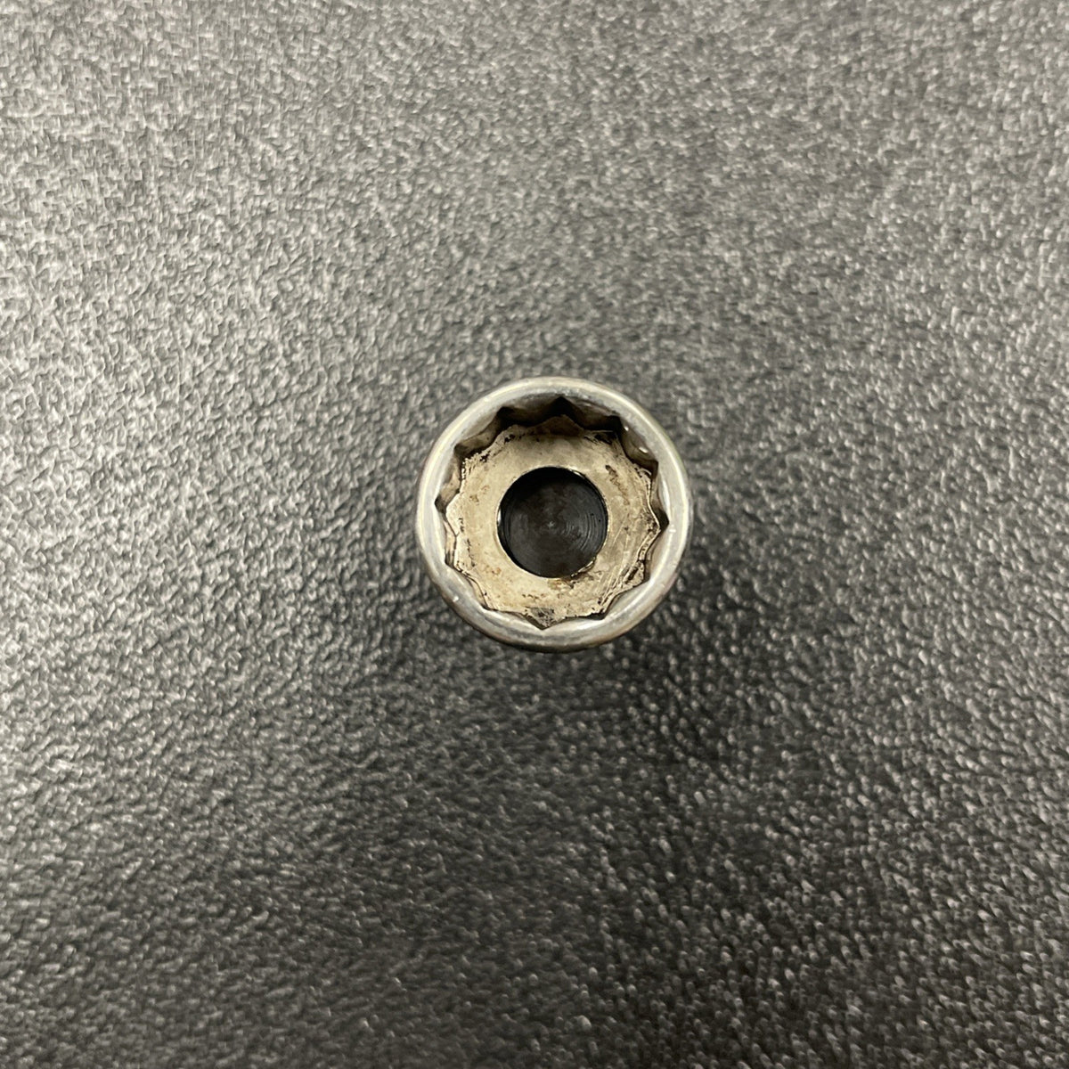 MATCO TOOLS 3/8” Drive 12 Point 5/8” Swivel Socket BU202 Chrome plated