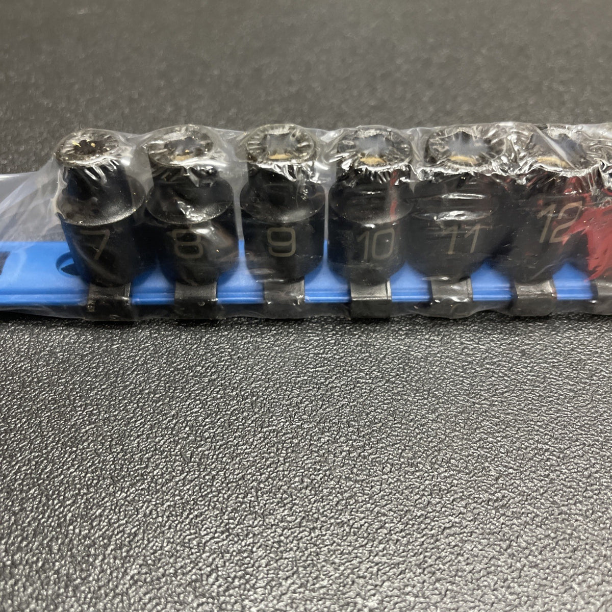 MATCO 13 PC 3/8" DRIVE METRIC 6 POINT ADV MAGNETIC IMPACT SOCKET SET SBMPM136V