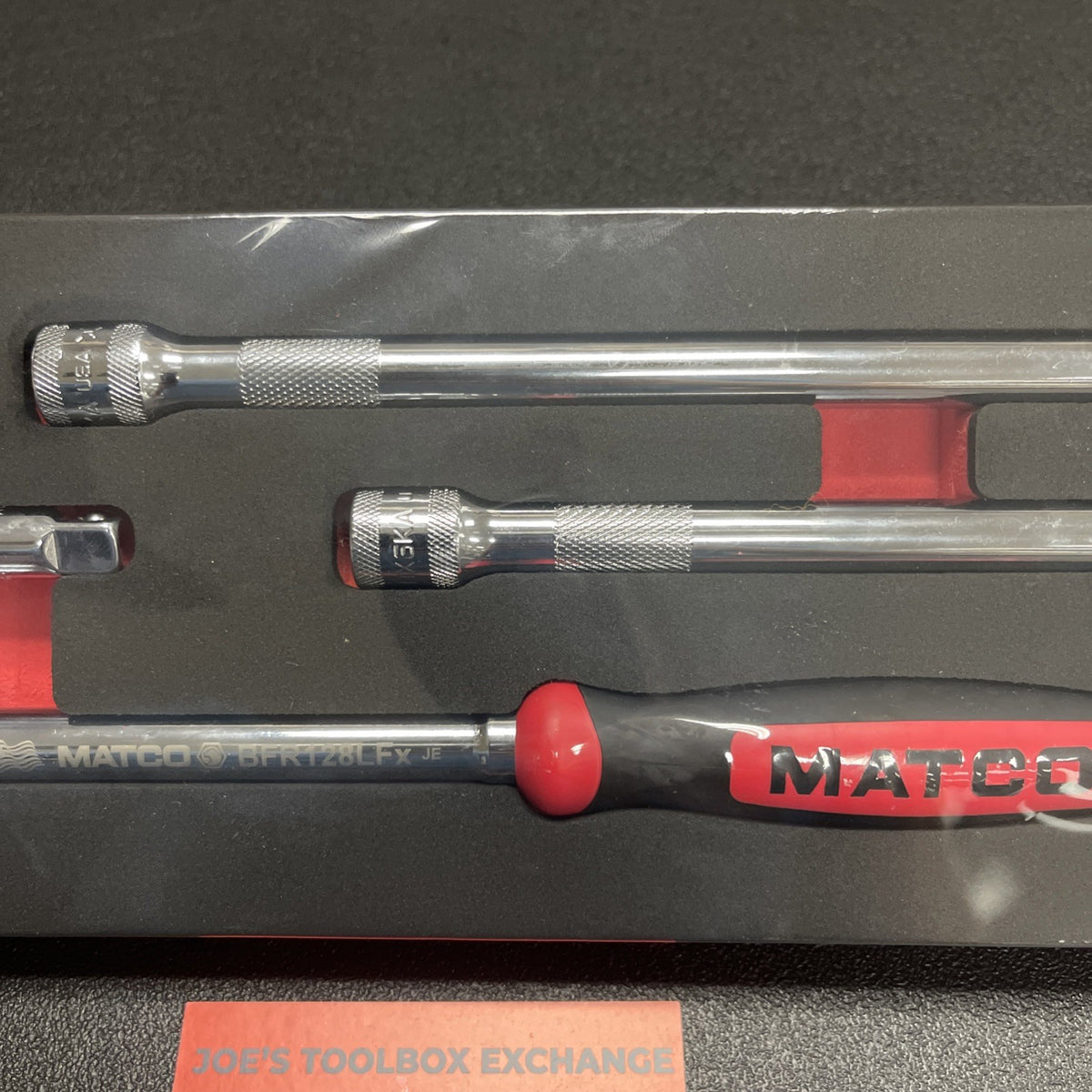Matco Tools 3/8" Drive Locking Flex Ratchet + Extensions Foam Set Red BFR128SETR