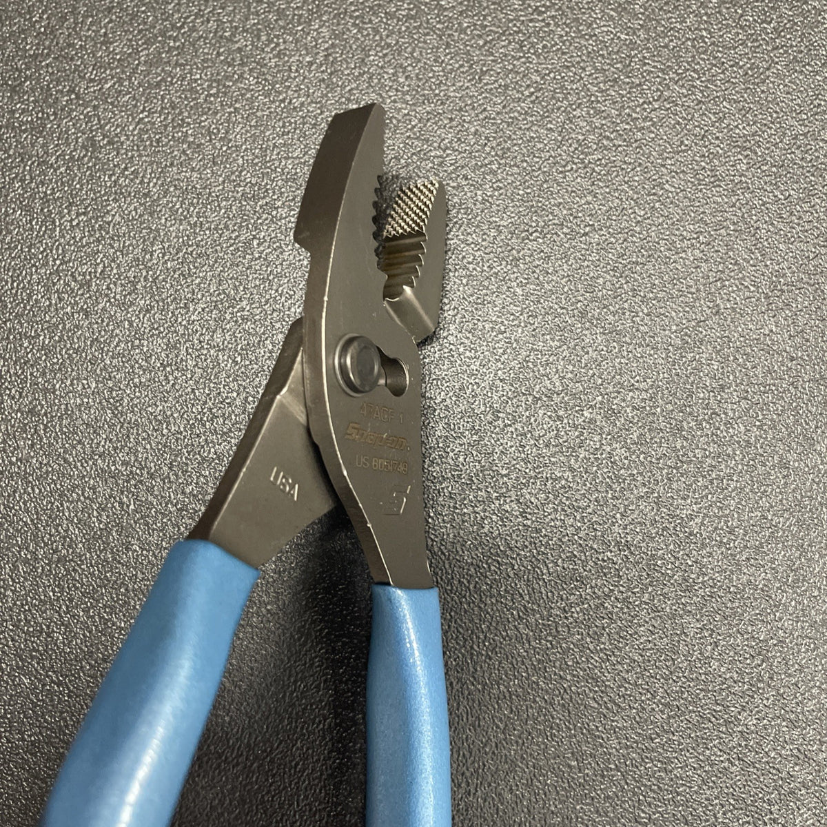 Snap-on Tools USA NOS LIMITED PEARL BLUE 8" Combination Slip-Joint Pliers 47ACF