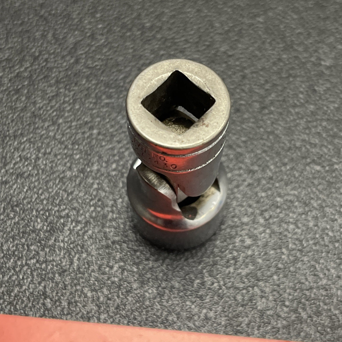 SNAP ON Tools 11/16 FU22A 12 POINT 3/8" DRIVE UNIVERSAL SWIVEL SOCKET FU22A