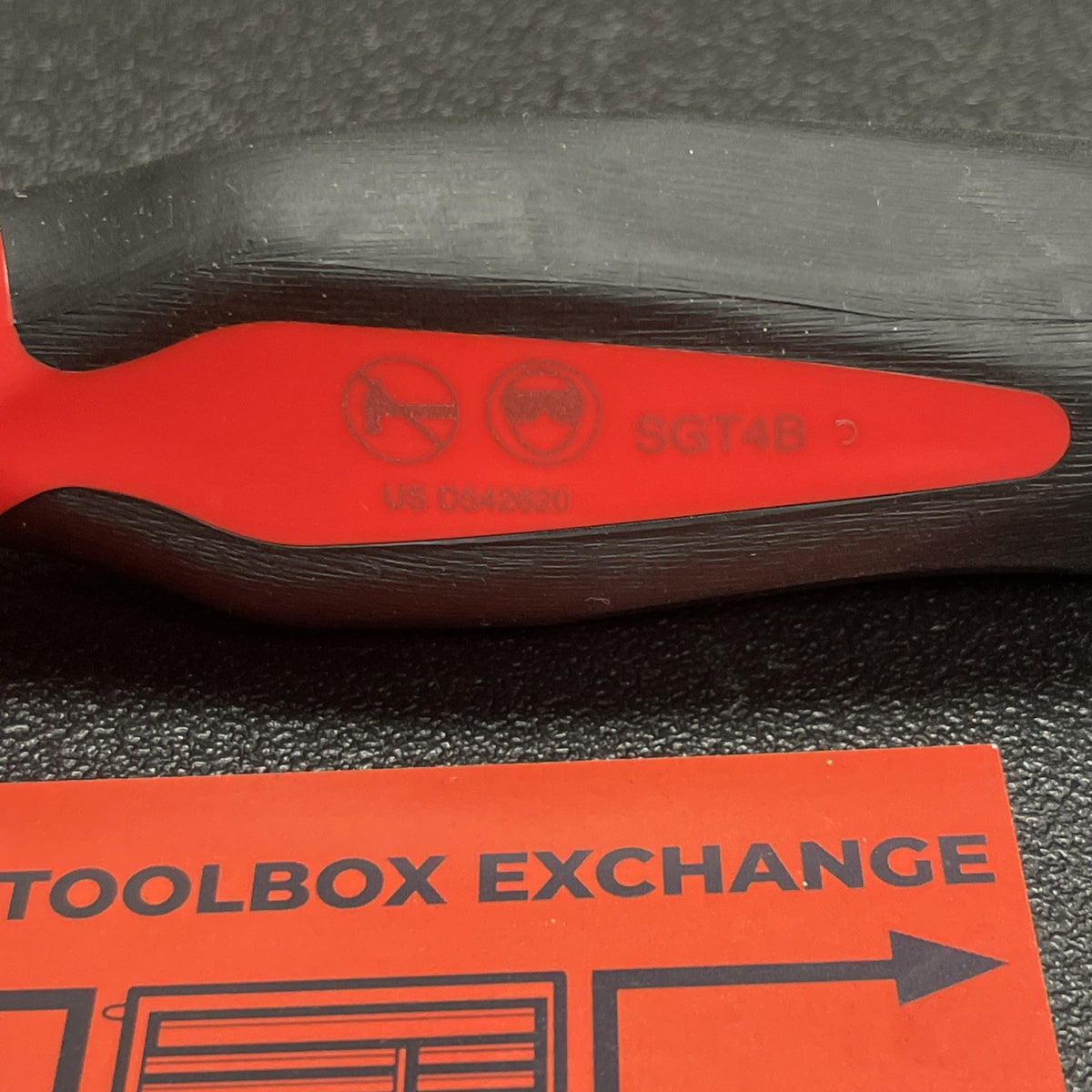 Snap-on Tools USA NEW RED 1/4" Drive Soft Grip Standard Shank Driver SGT4B