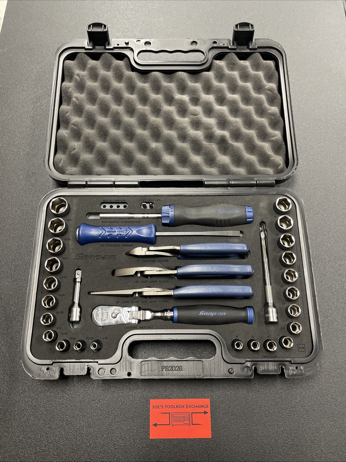 Snap-on Tools NEW 33Pc 3/8" Drive Metric & SAE General Service Set 233FSMBFMB
