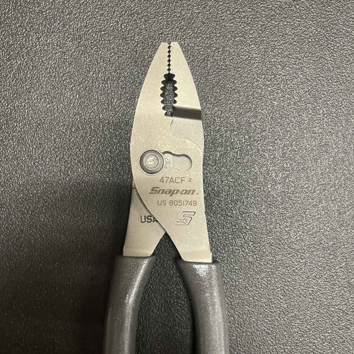 Snap-on 47ACF 8" talon grip combination slip-joint pliers dark titanium 47ACFDT