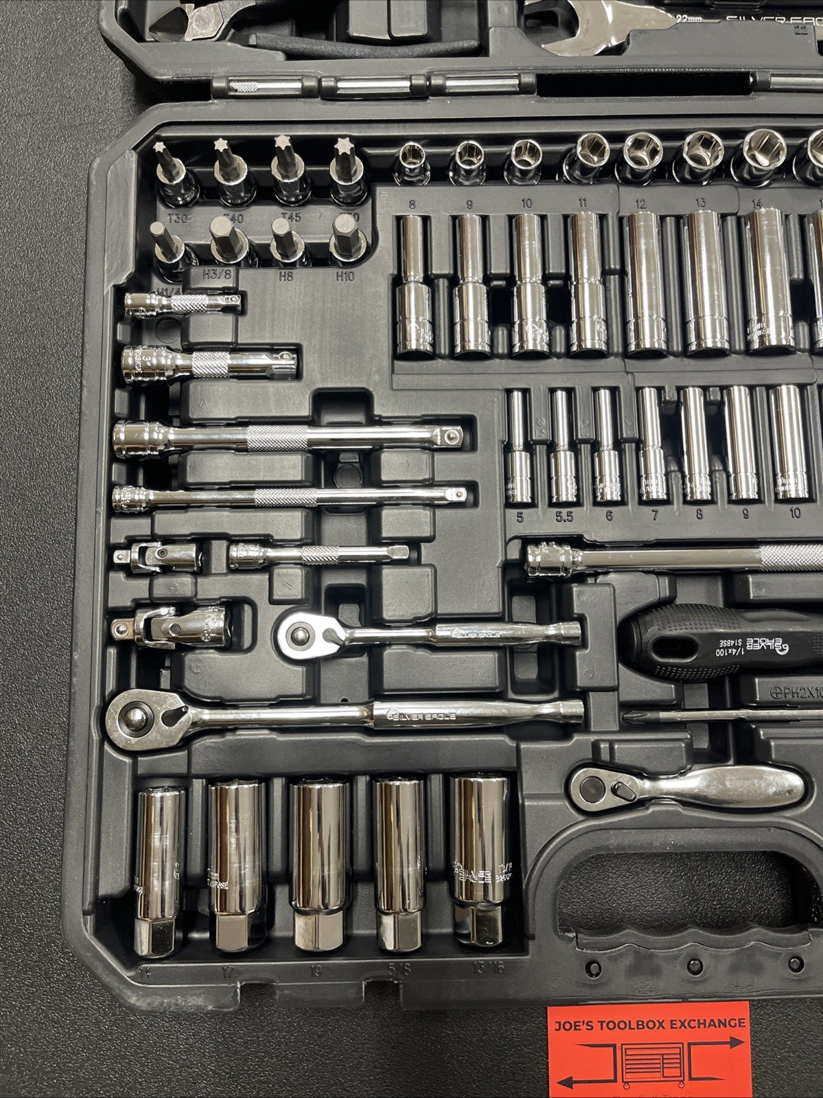 Matco Tools SAB122SE 122 PIECE 1/4" & 3/8" DRIVE SILVER EAGLE® MASTER TOOL SET