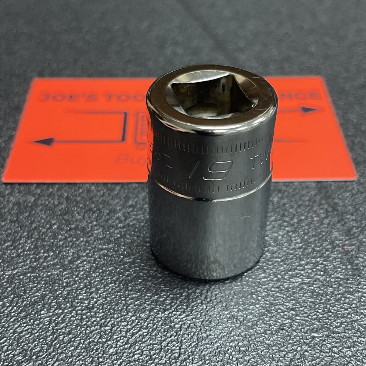 Snap-on Tools USA NEW 1/2" Drive 6-POINT Metric 19mm Shallow Socket TWM19