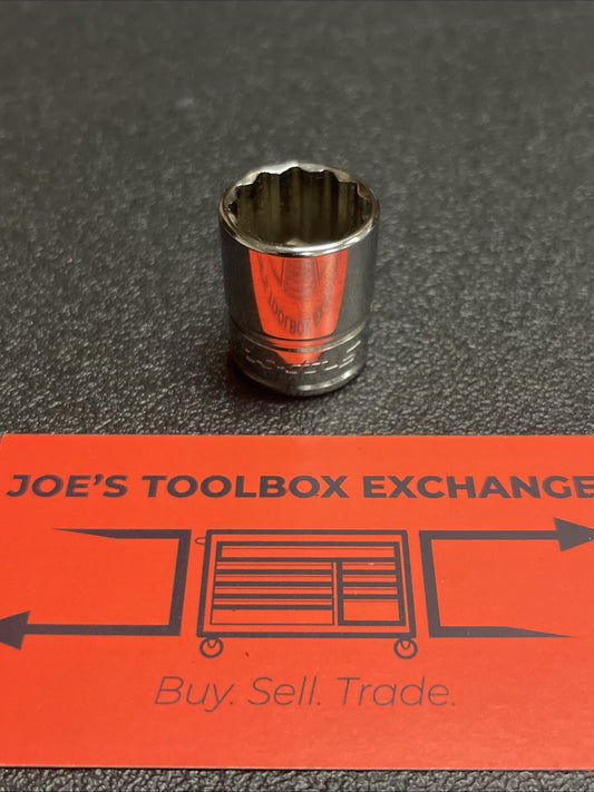 Snap-On Tools USA NEW 3/8" Drive 11/16" SAE 12 Point Shallow Chrome Socket F221