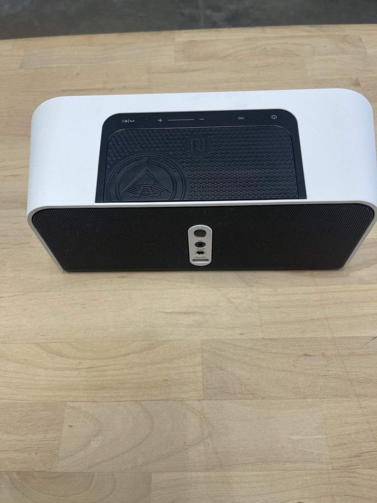 KLIPSCH KMC 1 MUSIC CENTER WIRELESS BLUETOOTH PORTABLE SPEAKER