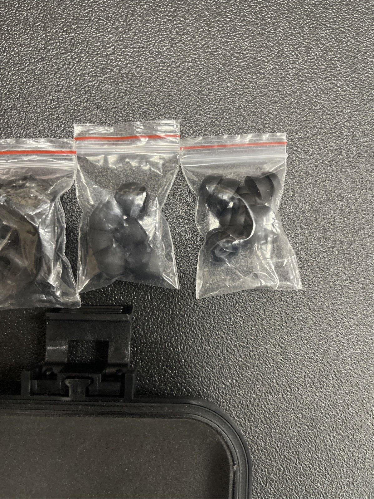 Mackie MP-120 Single Dynamic Driver Professional In-Ear Monitors