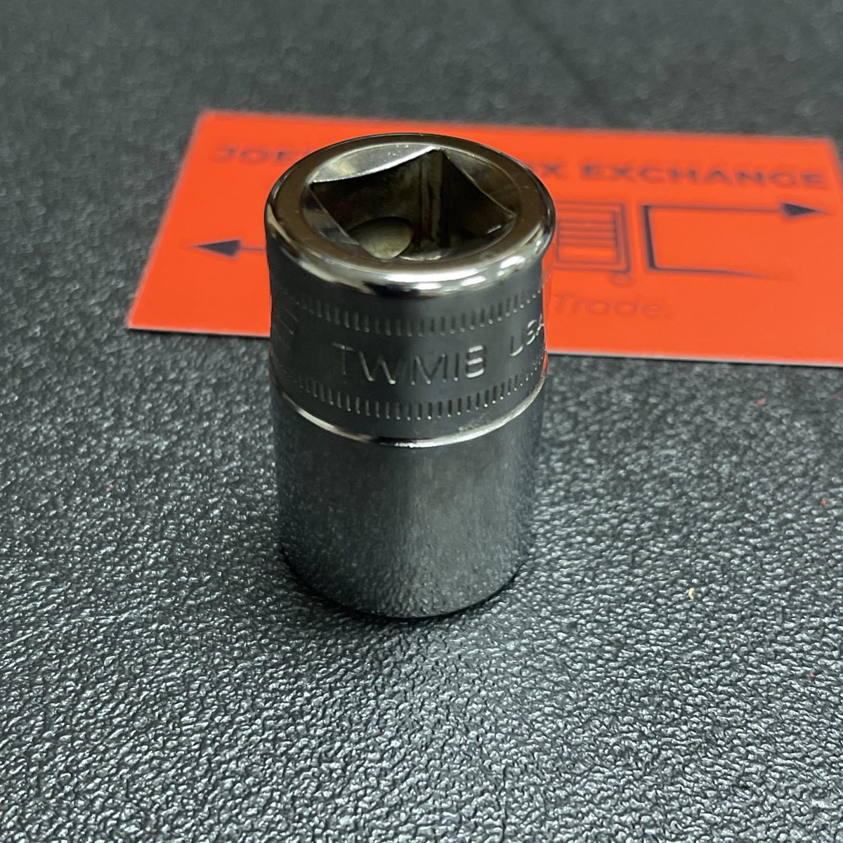 Snap-on Tools USA NEW 1/2" Drive 18mm Metric Shallow Chrome 6 Point Socket TWM18