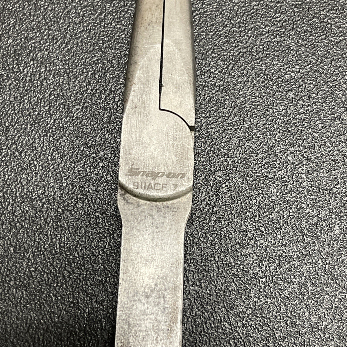Snap-On USA Hi Viz Soft Grip 11" Talon Grip Needle Nose Pliers 911ACFHV