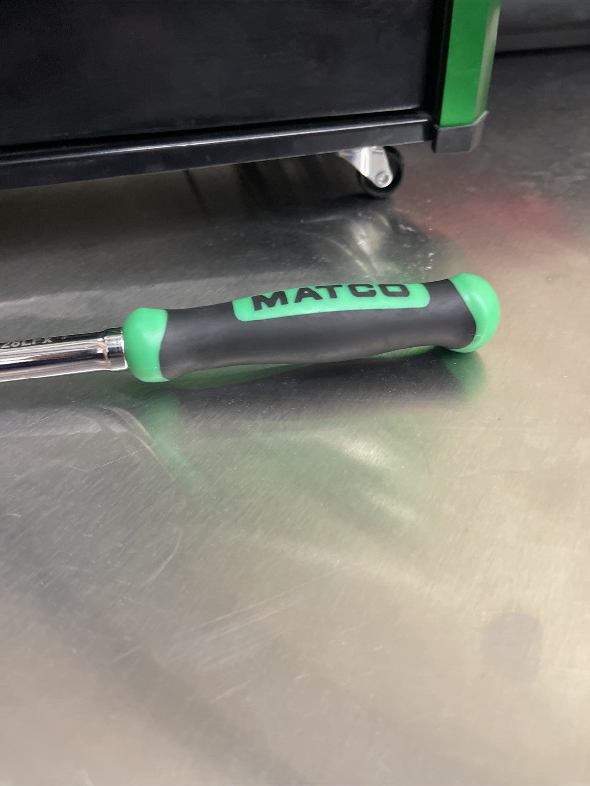 NEW! Matco Tools BFR128LFG 3/8" DRIVE 12-1/2" LOCKING FLEX HEAD RATCHET GREEN