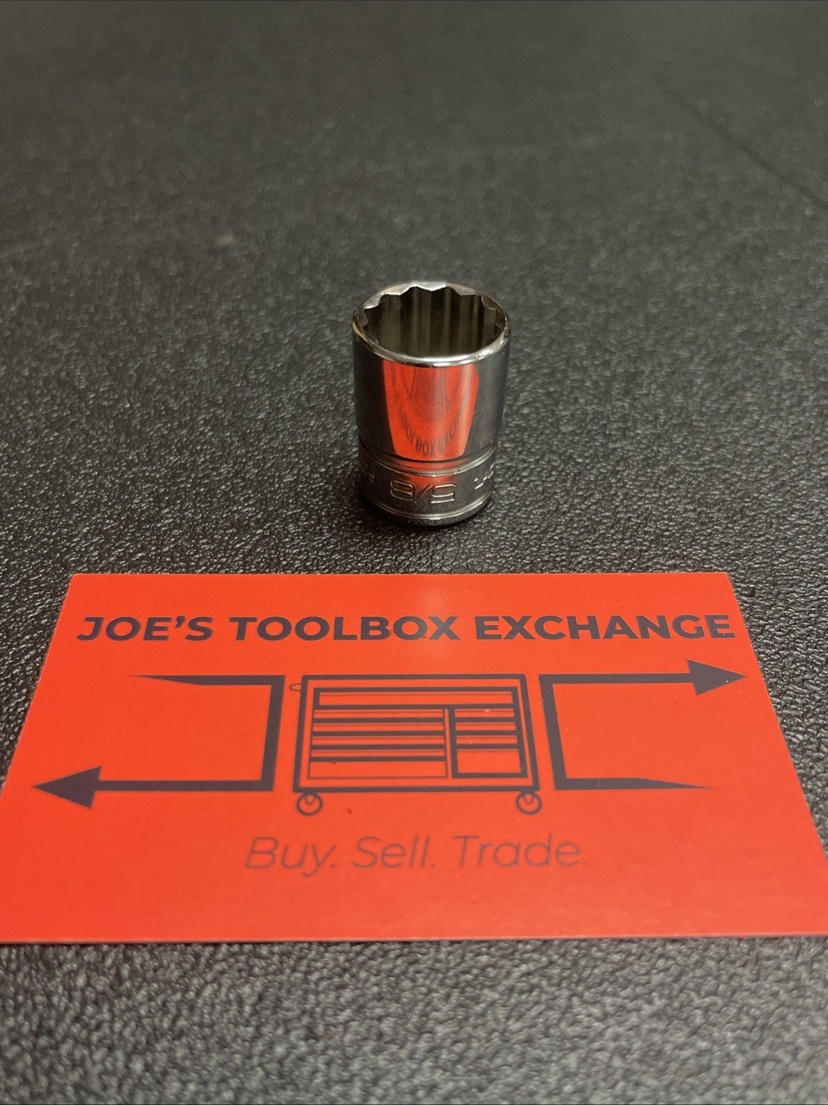 Snap-on Tools USA NEW 3/8" Drive 12-POINT SAE 5/8” Shallow Chrome Socket F201