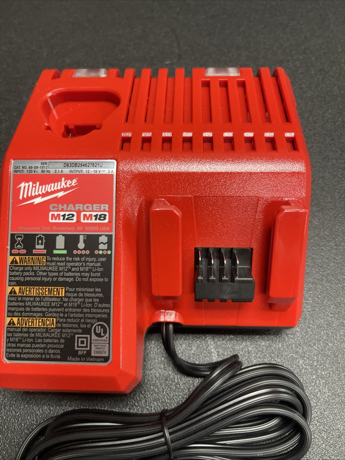 Milwaukee MEW GENUINE Battery Charger M18 & M12 48-59-1812 Lithium 12 18 Volt