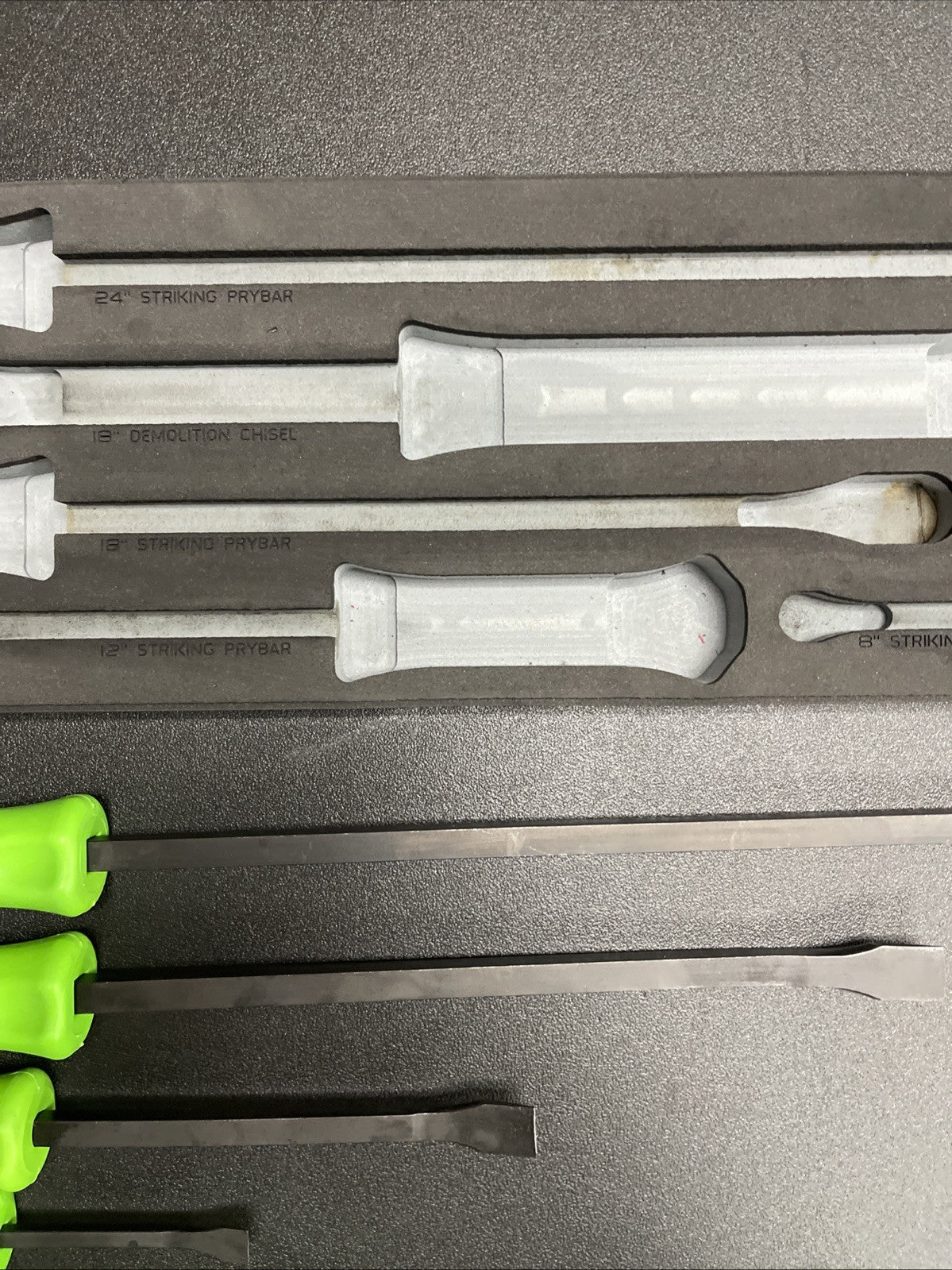Snap-on USA 5-Piece Green Striking Prybar & Chisel Foam Set SPBSDC705DTFG