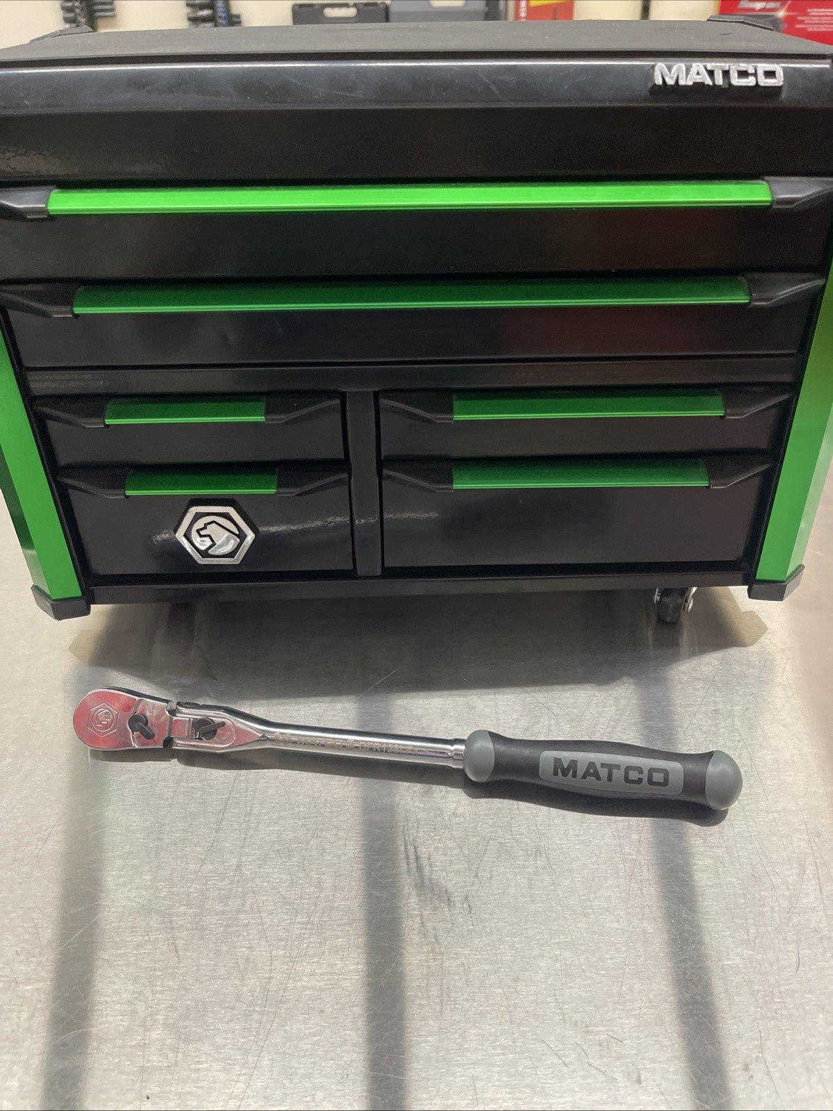NEW! Matco Tools BFR128LFSG 3/8" DRIVE 12-1/2" LOCKING FLEX HEAD RATCHET Grey