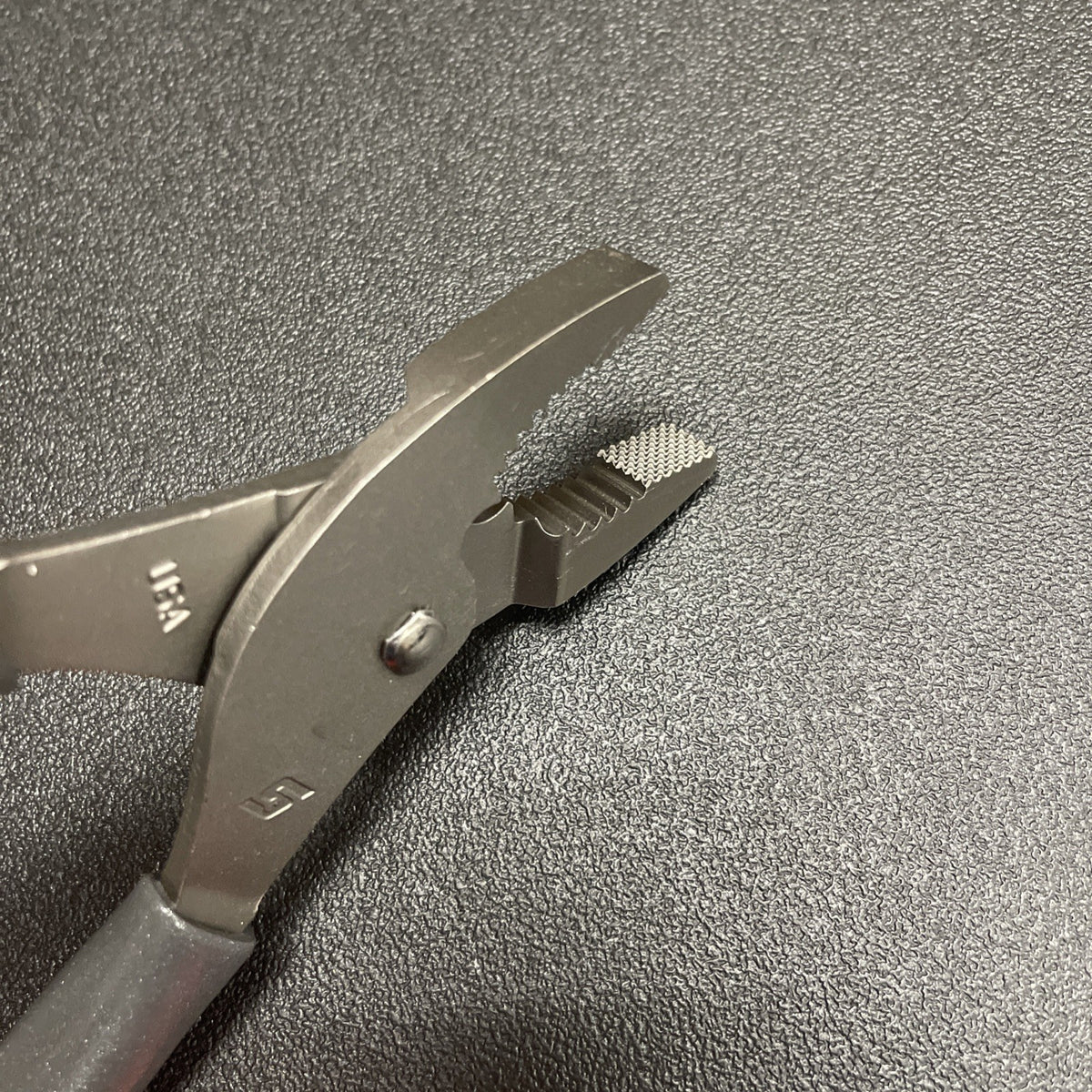 Snap-on 47ACF 8" talon grip combination slip-joint pliers dark titanium 47ACFDT