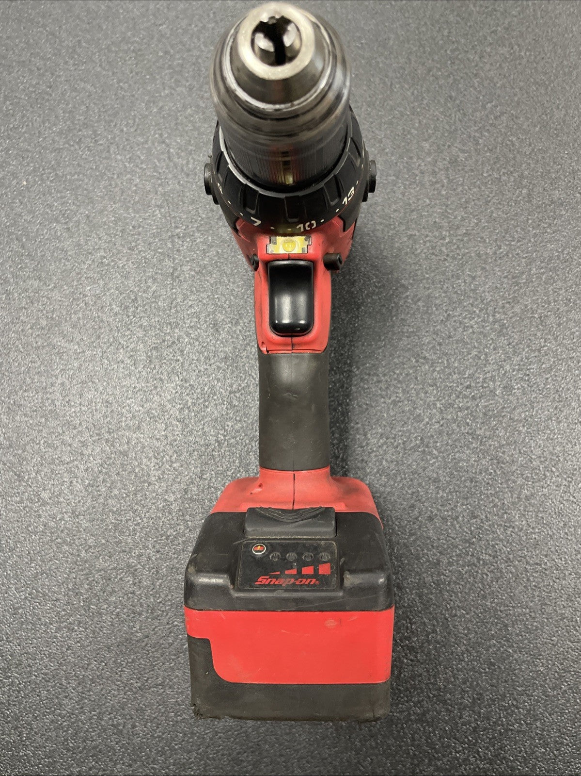 Snap On - CDR8815 -  Red 18V 2-Speed Cordless 1/2” Drill w/ Battery CTB8185 C35