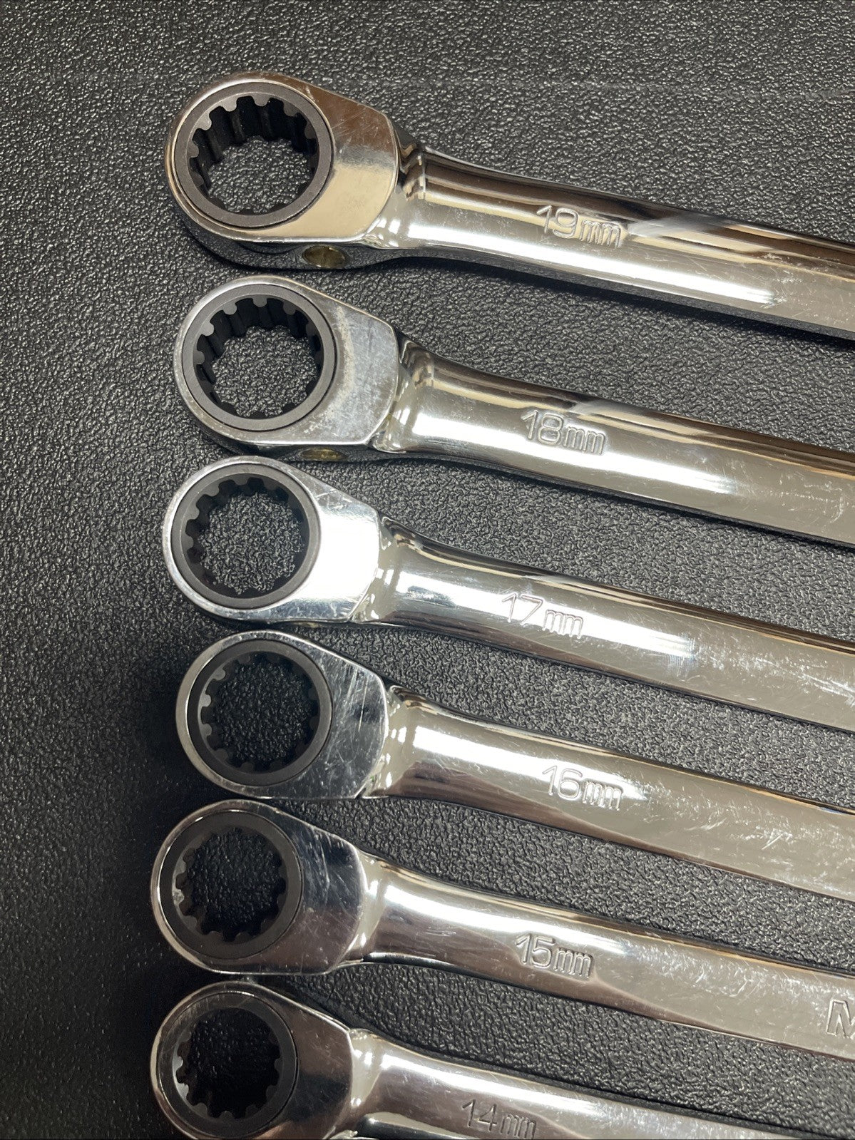Matco GRBLM 10 Piece Metric Ratcheting Double Box Wrench Set 11MM- 19MM