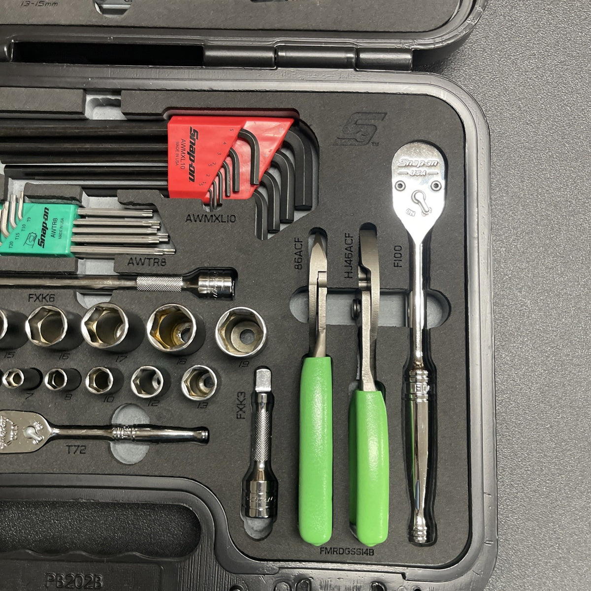 Snap-On Tools GREEN NEW 43pc Metric Combo General Service Foam Set 243RDGSSFDT