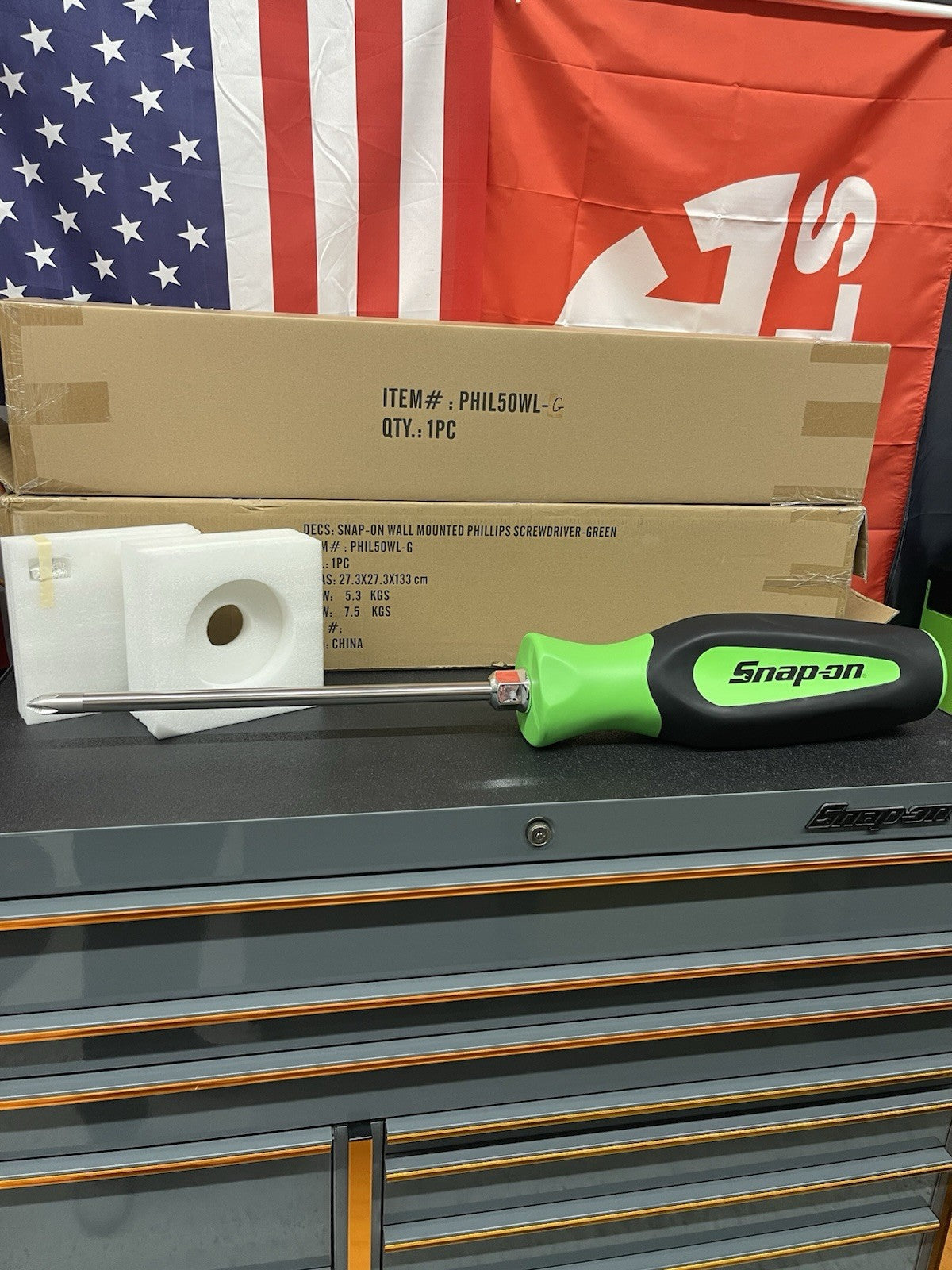 NEW Snap-On GREEN 47” GIANT Wall Mount Phillips Screwdriver Display