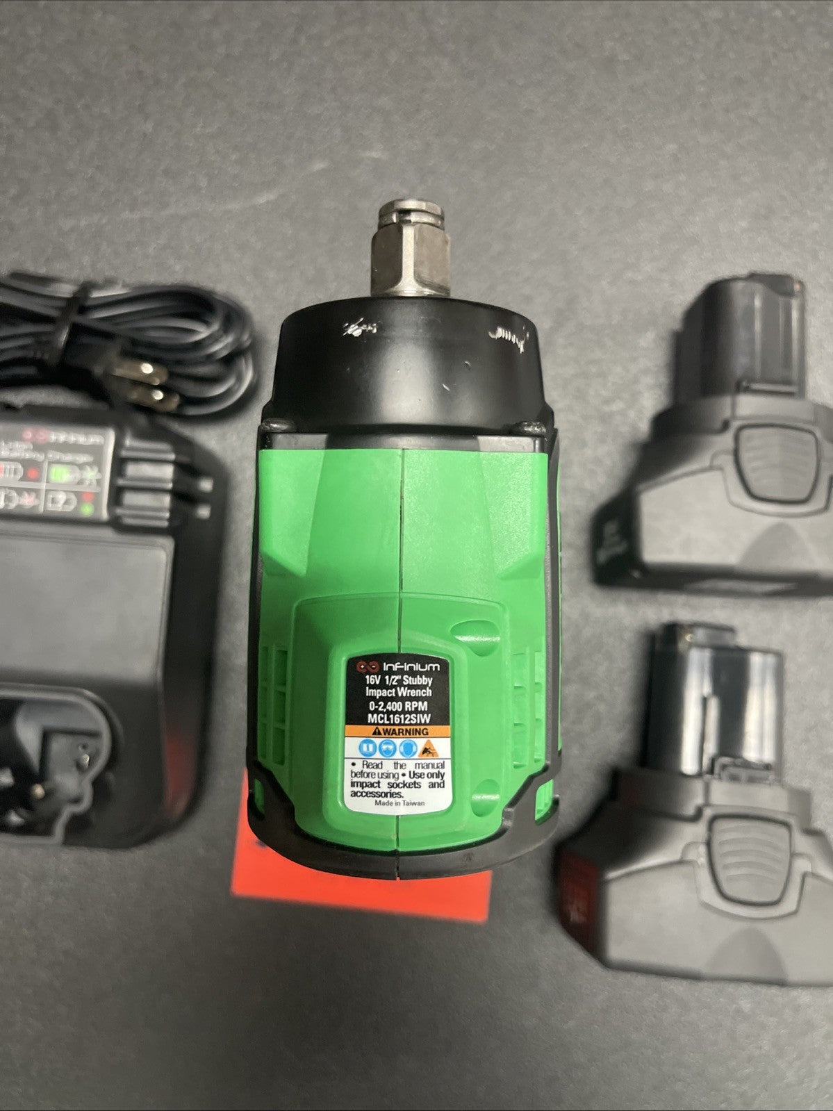 Matco Tools Infinium 16V 1/2" Stubby Impact Wrench 0-2,400 RPM MCL1612SIW KIT