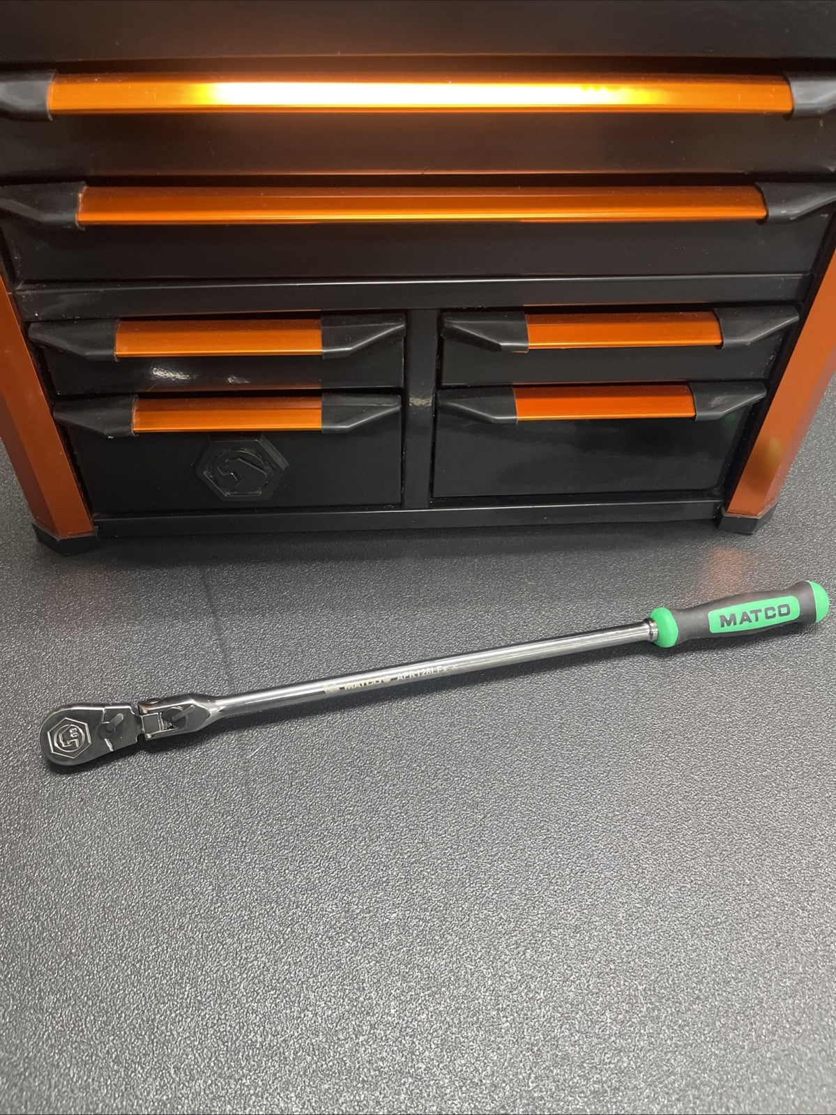NEW! Matco 1/4" DRIVE 13-3/4" 88 TOOTH FLEX RATCHET ERGO HANDLE GREEN AFR128LFG