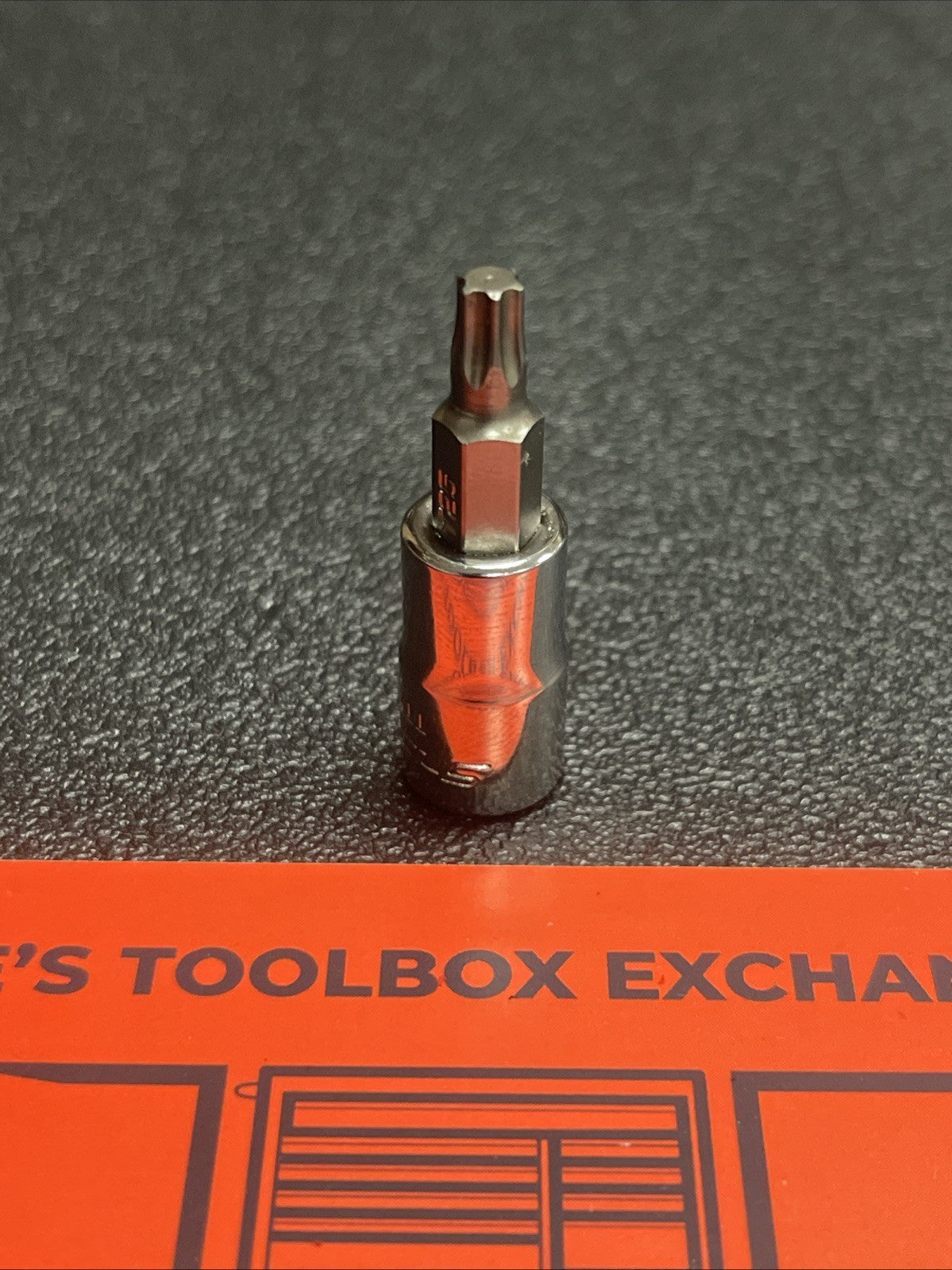 Snap-on Tools USA NEW 1/4" Drive T25 Standard TORX Bit Chrome Socket TTX25E