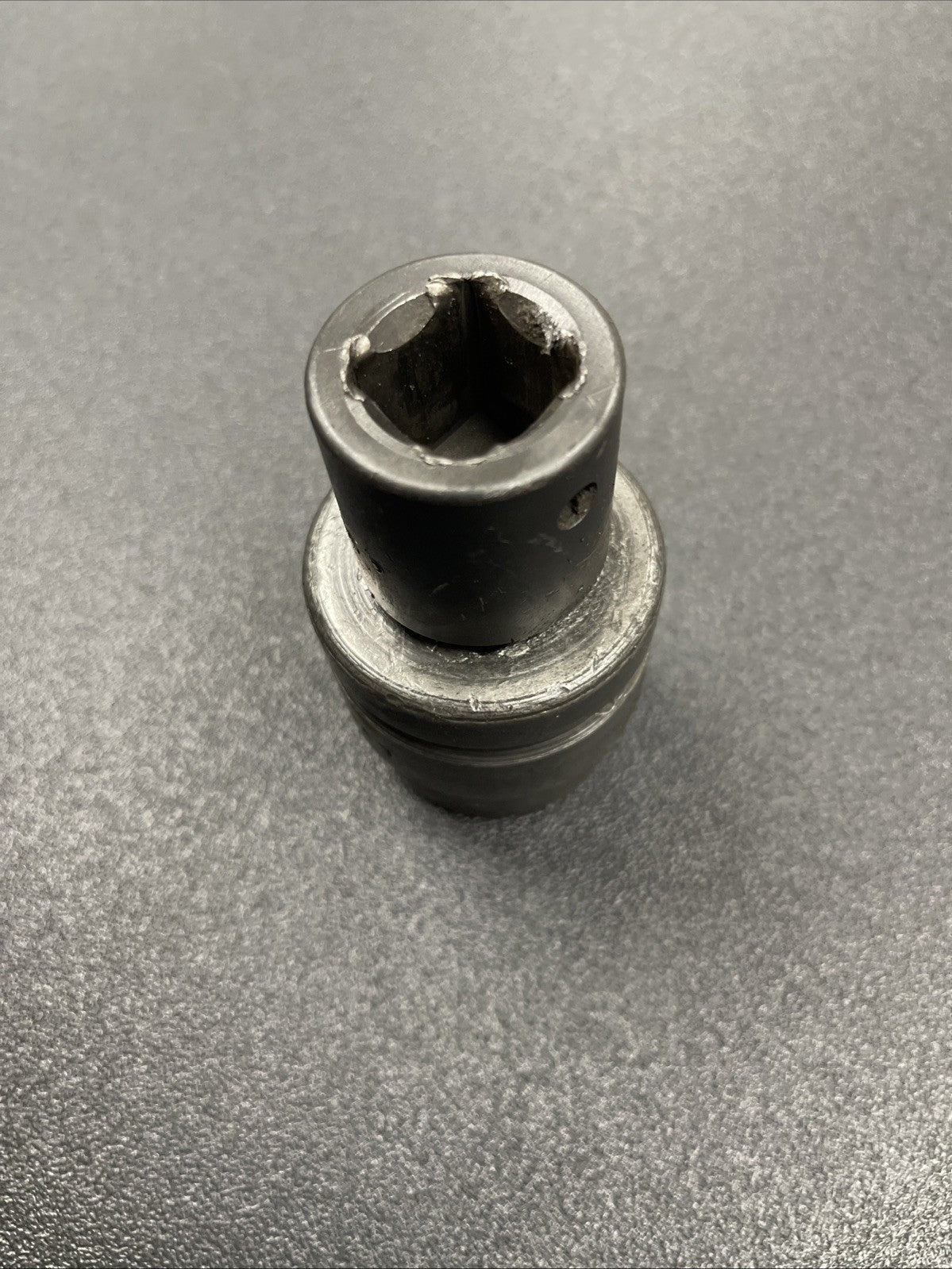 Socket Snap On IM-363 1"-Drive 1-1/8" 6-Point With 3/4” Adapter