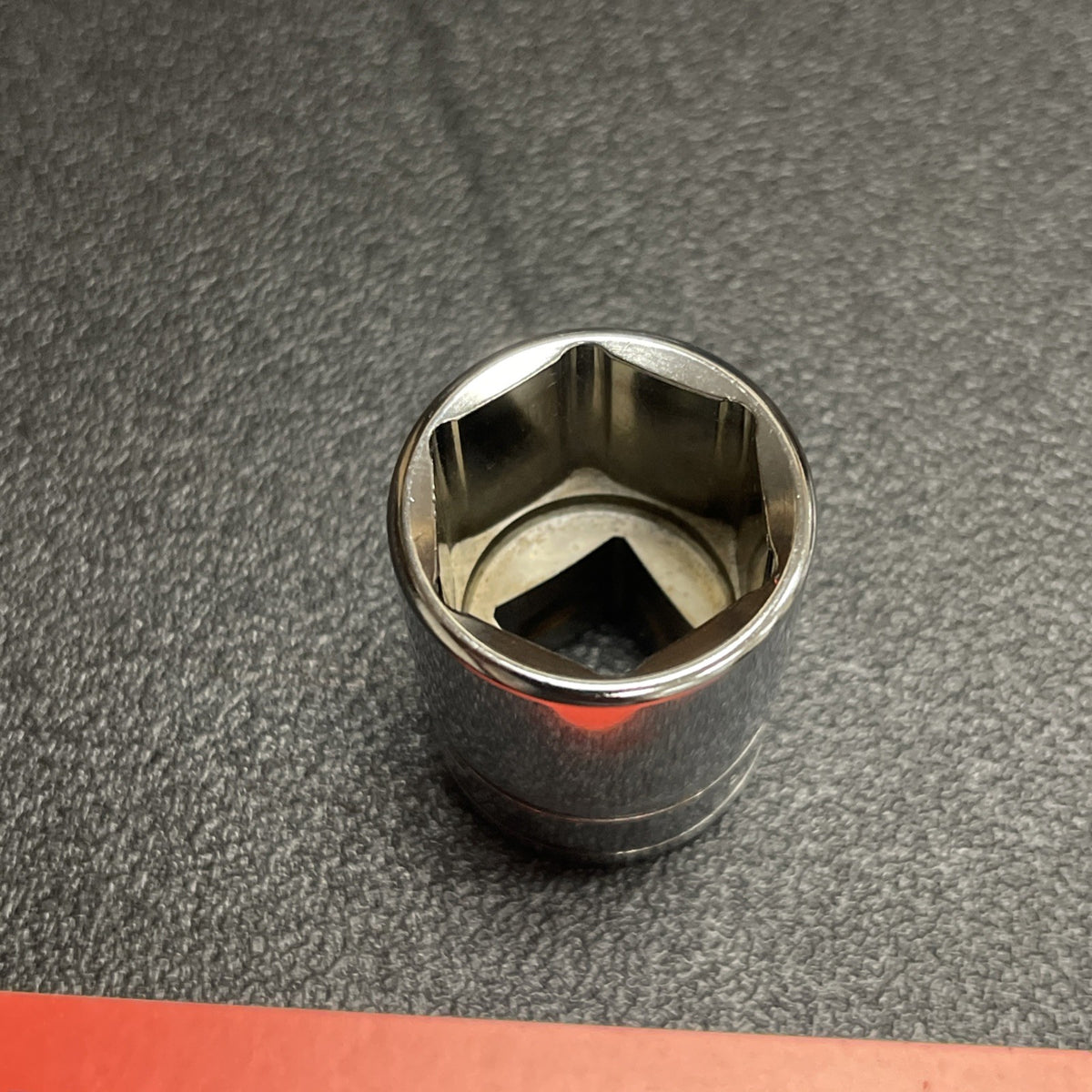 Snap-on Tools USA NEW 1/2" Drive 7/8" SAE 6 Point Shallow Chrome Socket TW281