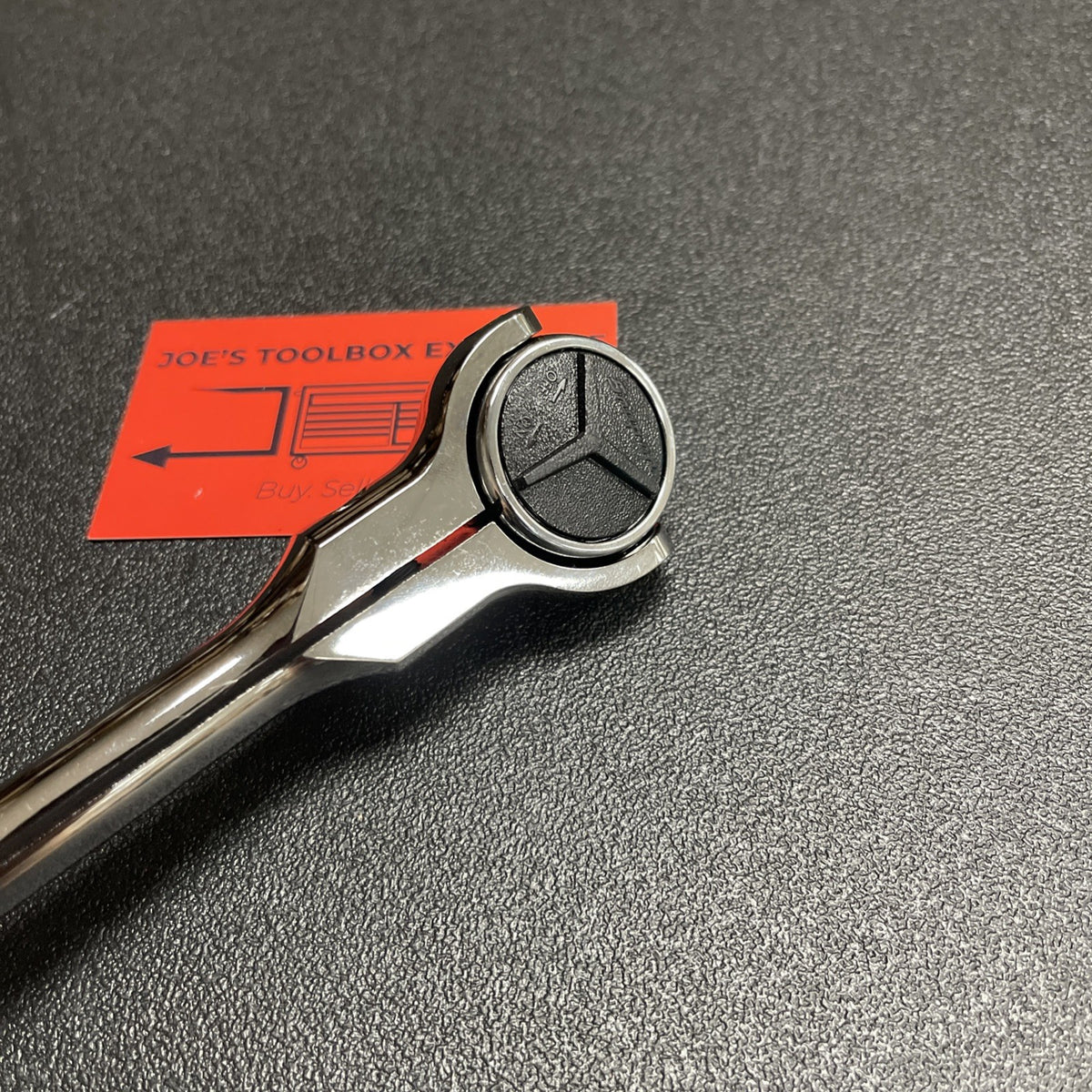 Snap-on Tools NEW BLACK 3/8" Drive Hard Grip Round Swivel Ratchet FHNFD100BK