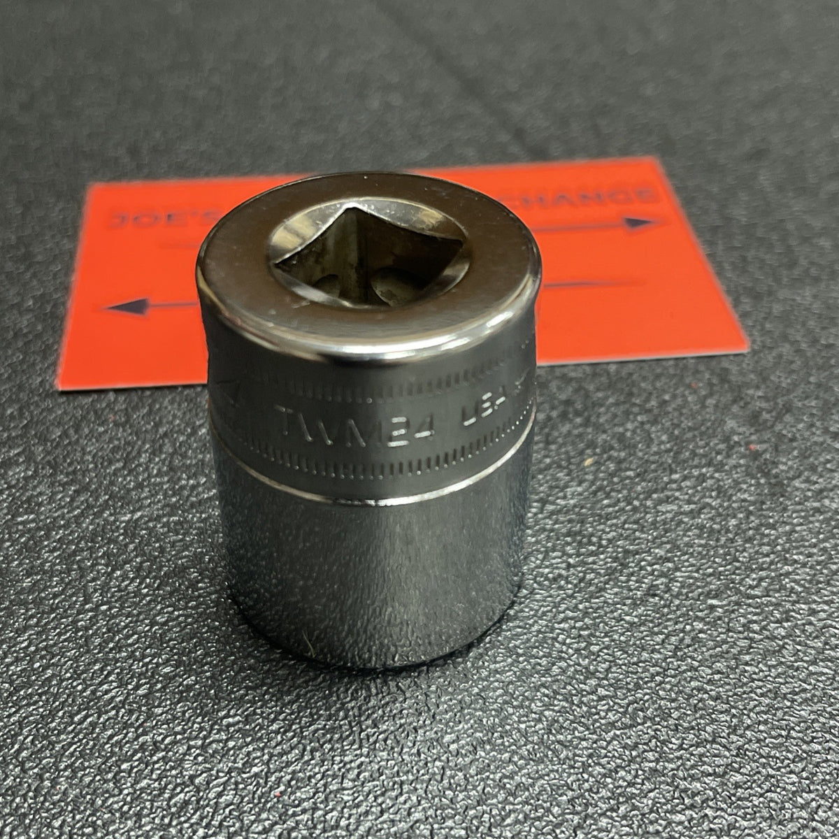 Snap-on Tools USA NEW 1/2" Drive 6-POINT Metric 24mm Shallow Socket TWM24