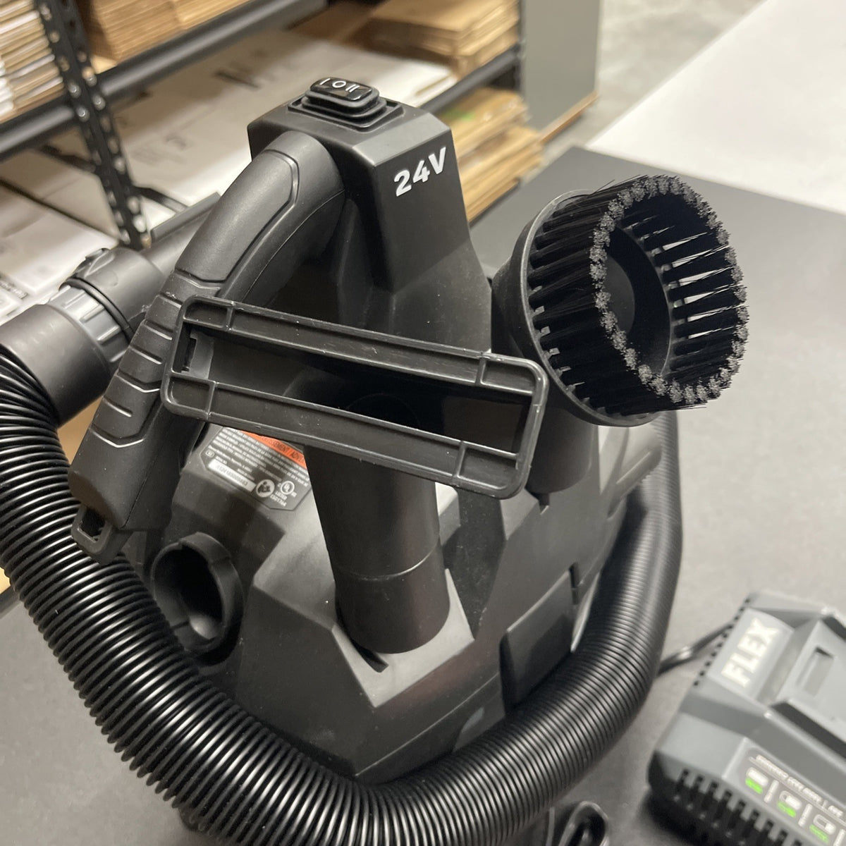 FLEX FX5221-Z 24V Brushless 1.6 Gallon Wet/Dry Tool Only Vacuum Cleaner, Grey