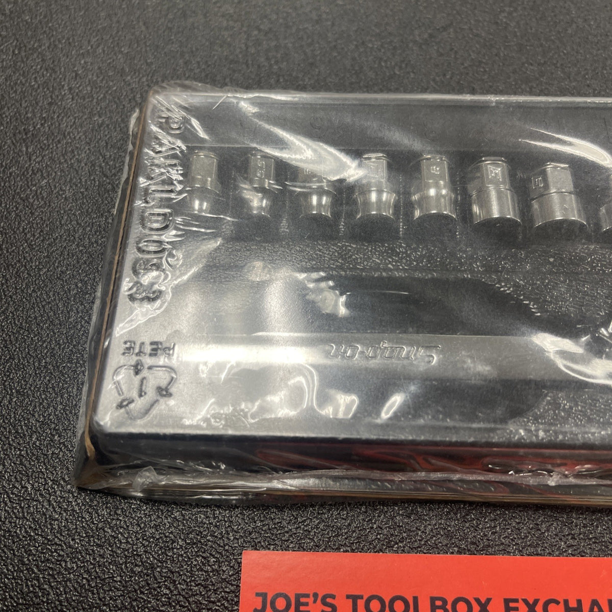 Snap-on NEW 112RTSM 12pc 1/4" Metric Flank Drive Low Pro Ratchet/Socket Set