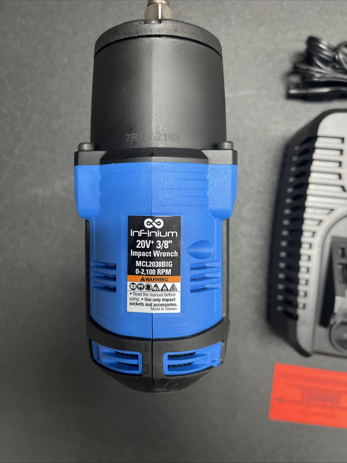 Matco Tools NEW 20V+ CORDLESS INFINIUM™ 3/8" DRIVE IMPACT WRENCH KIT - BLUE