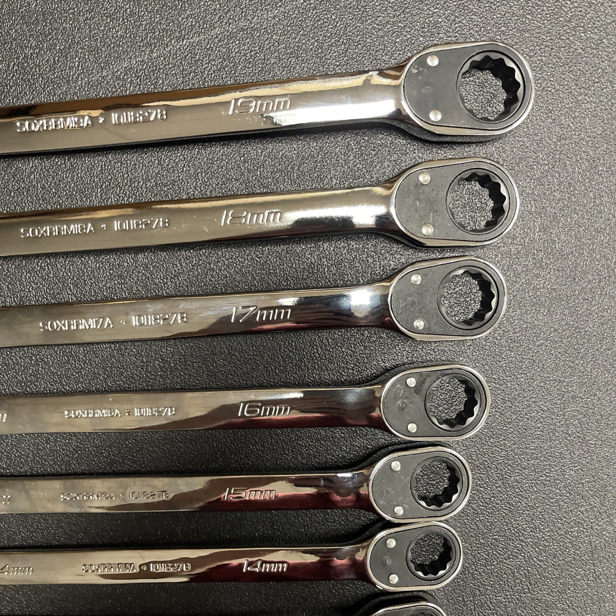 Snap-on Tools NEW 10pc 10mm to 19mm Reversible Ratcheting Wrench Set SOXRRM710A