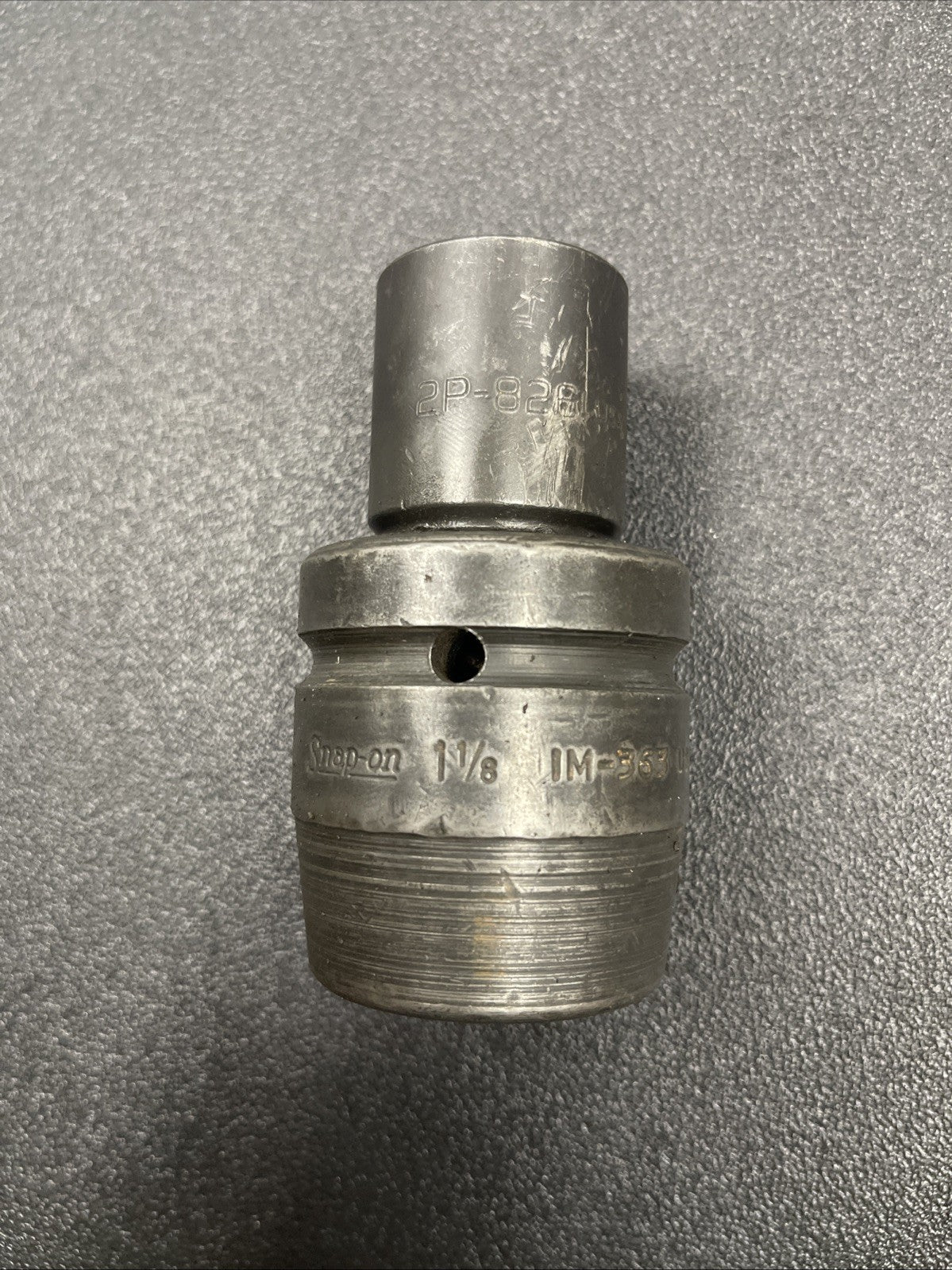 Socket Snap On IM-363 1"-Drive 1-1/8" 6-Point With 3/4” Adapter