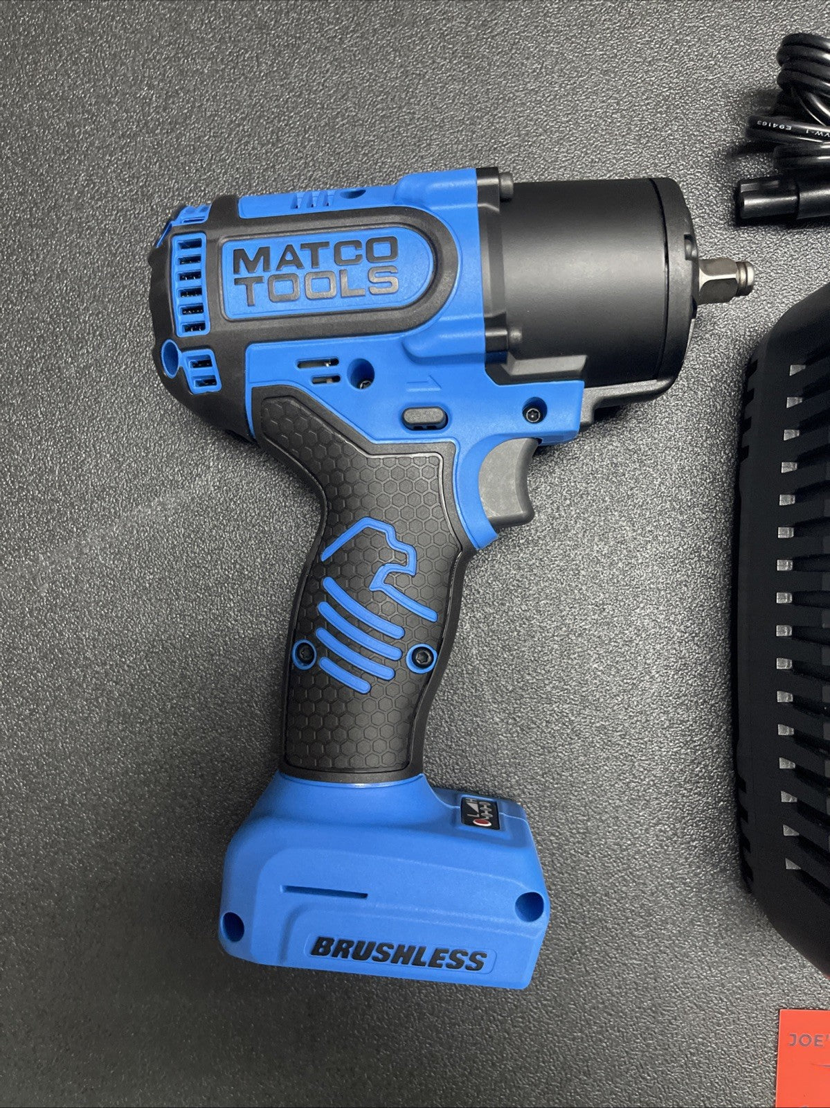 Matco Tools NEW 20V+ CORDLESS INFINIUM™ 3/8" DRIVE IMPACT WRENCH KIT - BLUE