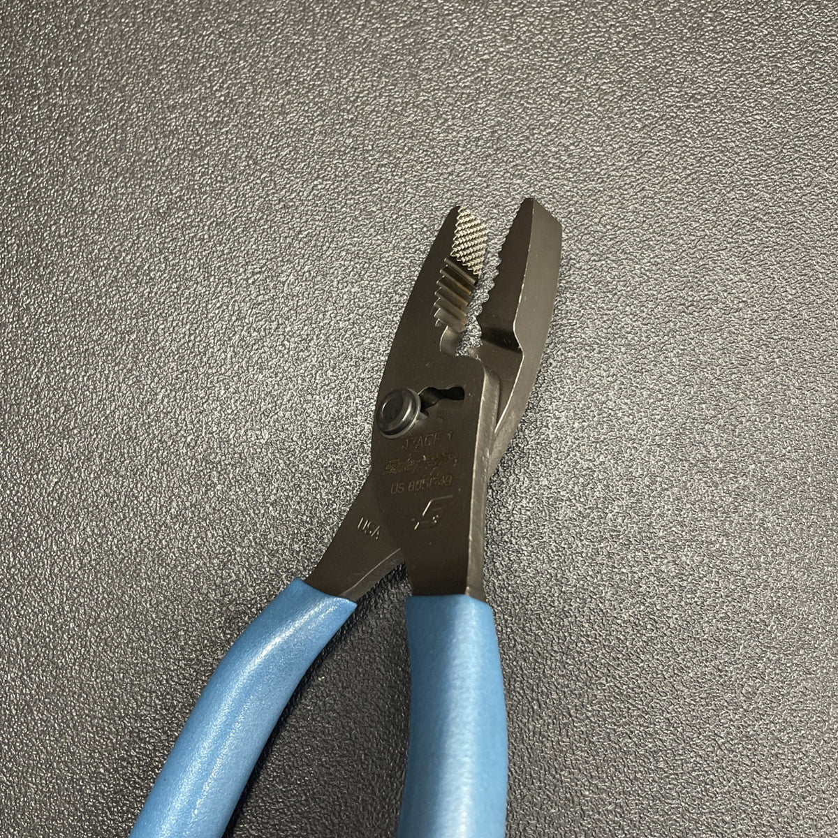 Snap-on Tools USA NOS LIMITED PEARL BLUE 8" Combination Slip-Joint Pliers 47ACF