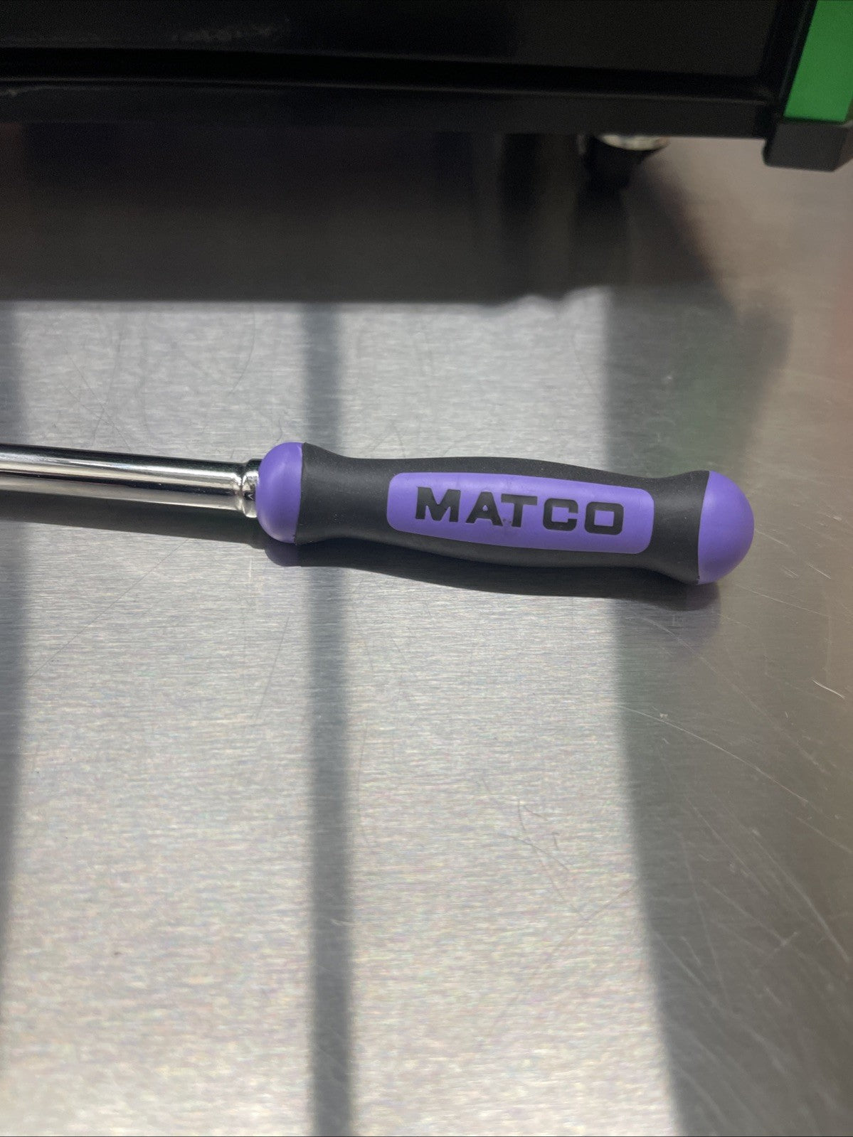 NEW! Matco 1/4" DRIVE 13-3/4" 88 TOOTH FLEX RATCHET ERGO HANDLE Purple AFR128LFP