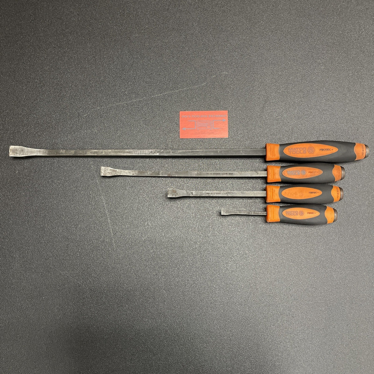 Matco Tools PBSO4C 4 Piece Curved Tip Pry Bar Set Orange Made in USA
