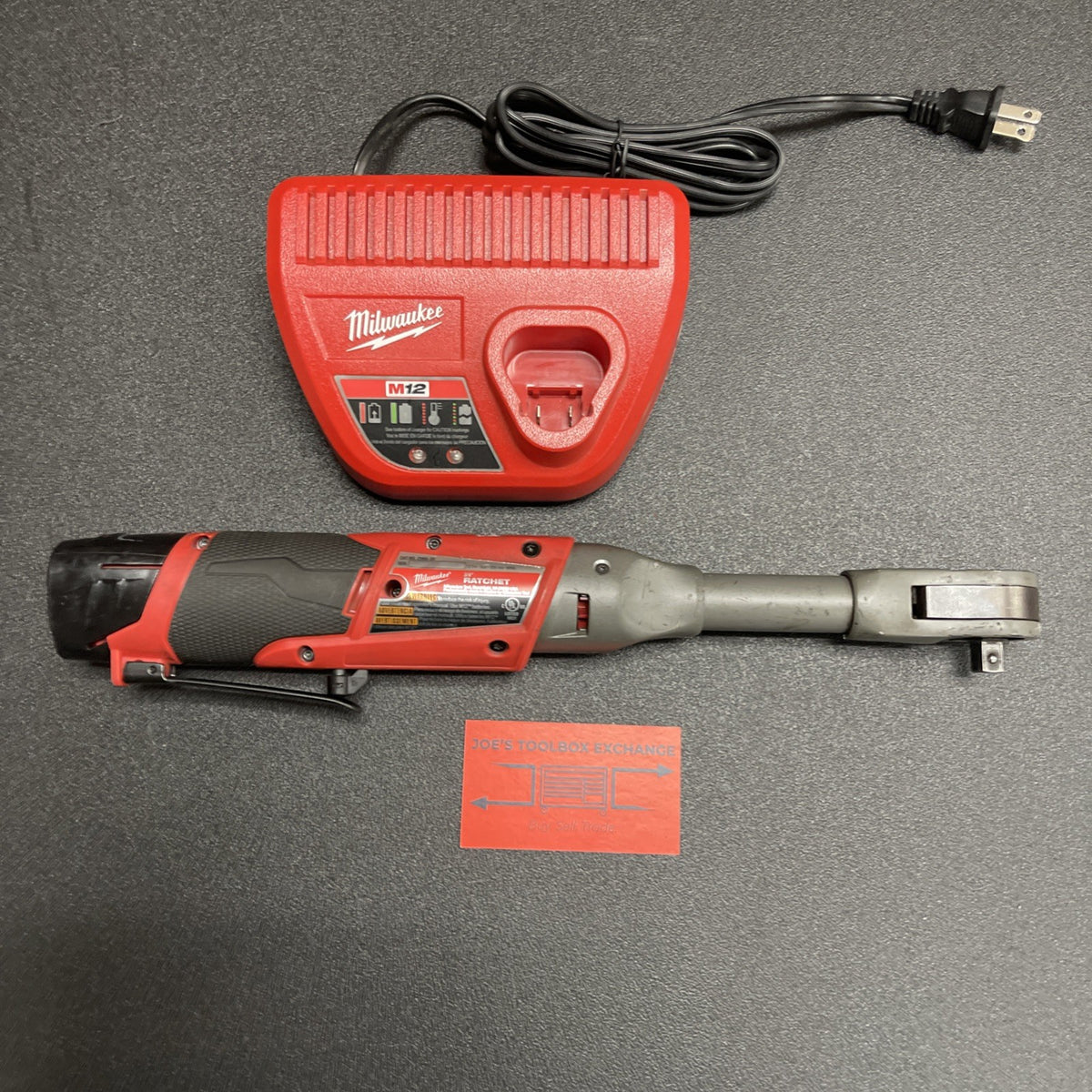 Milwaukee 2560-20 M12 3/8” Extended Reach High-Speed Ratchet Battery & Charger