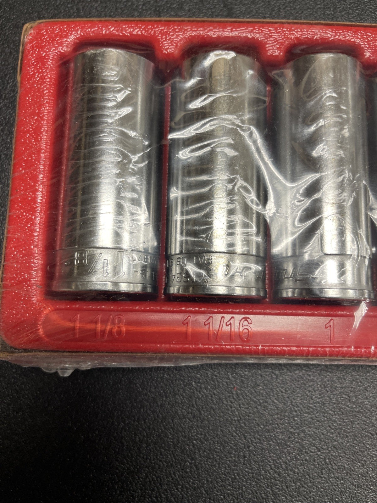 New Snap-on™ 13pc 1/2" Drive 3/8" thru 1 1/8" 6-pt FDX Deep Socket Set 313YTSY