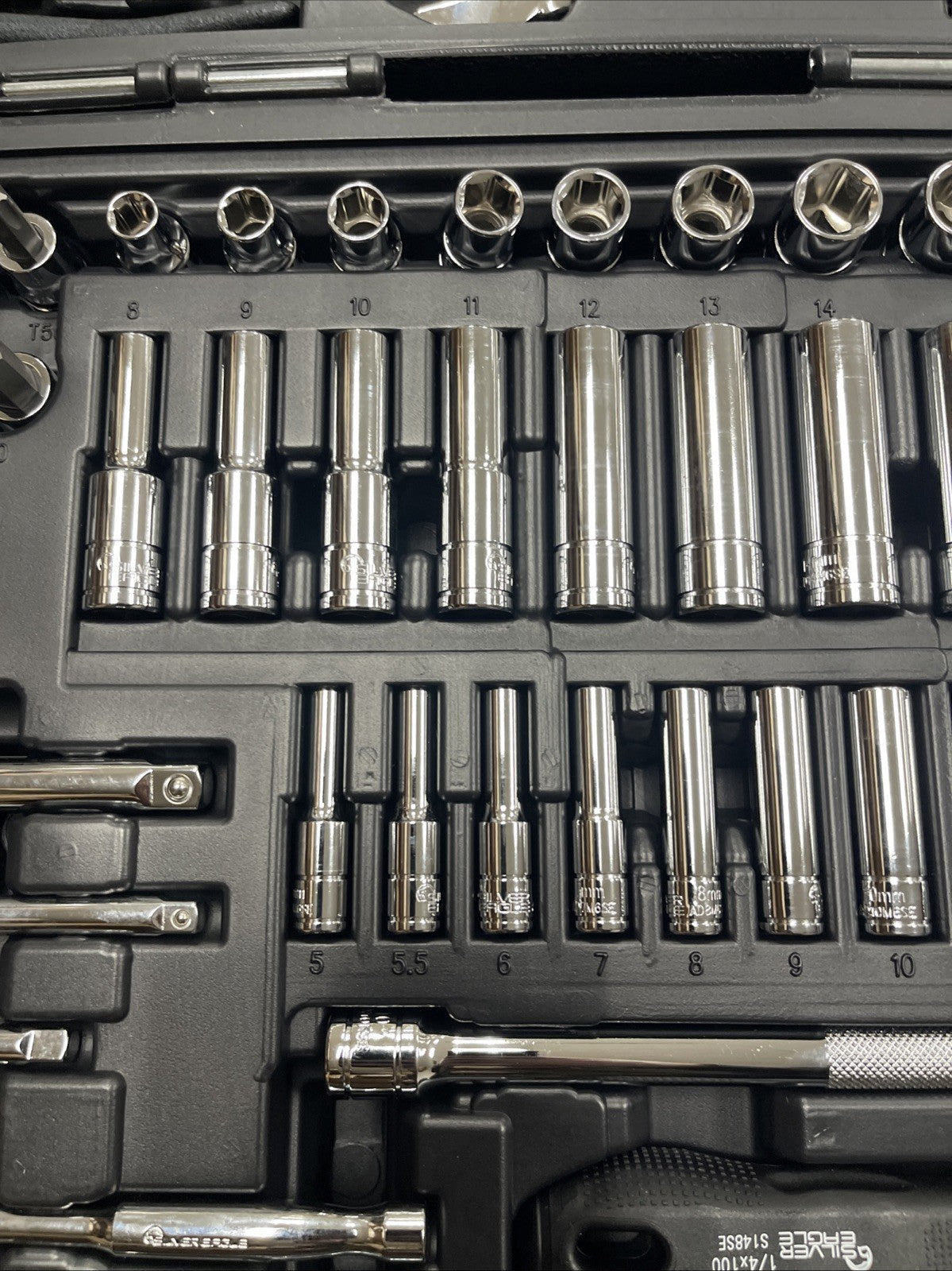 Matco Tools SAB122SE 122 PIECE 1/4" & 3/8" DRIVE SILVER EAGLE® MASTER TOOL SET