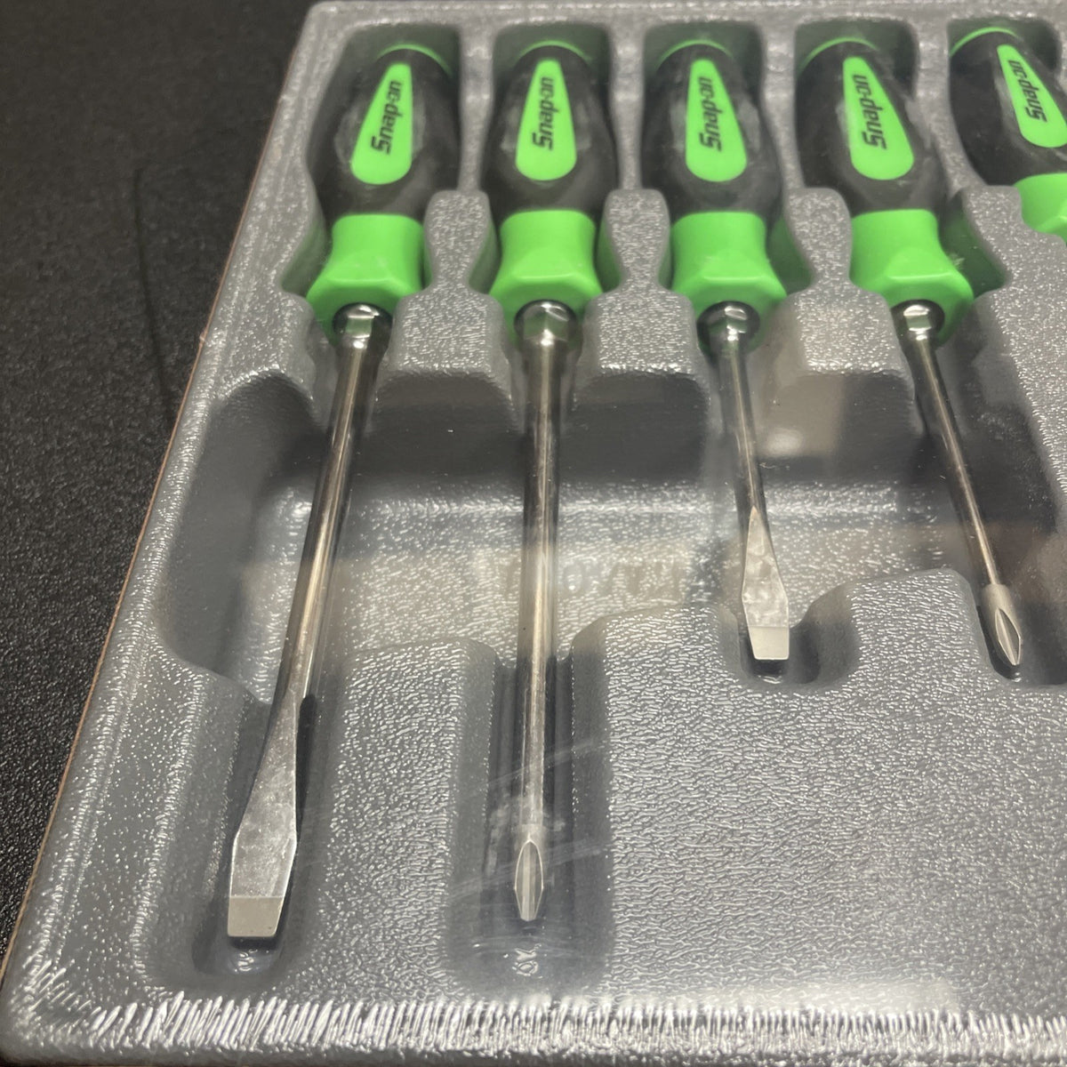 Snap-on Tools USA NEW 6pc GREEN Soft Grip Combination Screwdriver Set SGDX60BG