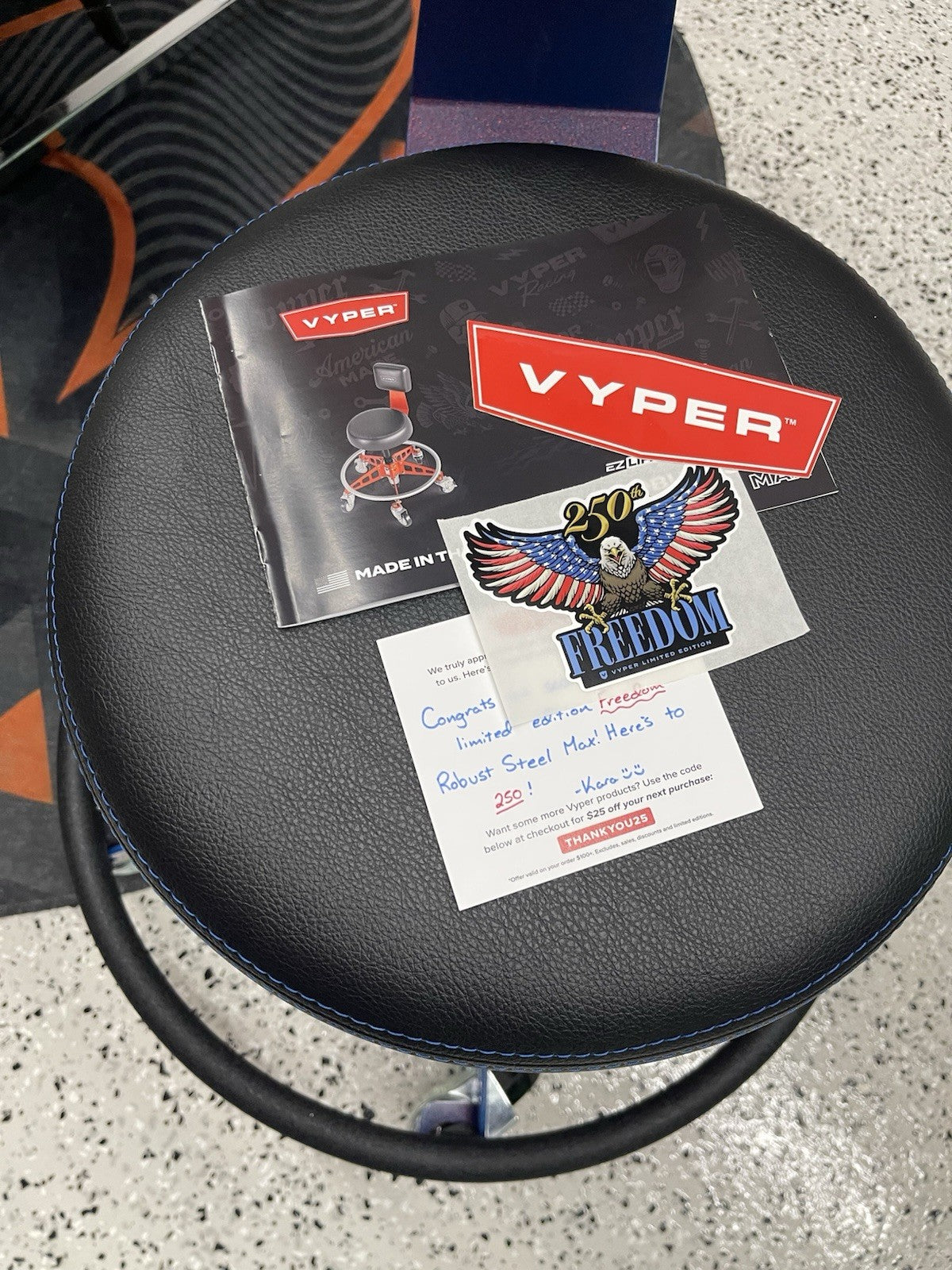 Limited Edition Freedom 250th Anniversary Vyper Robust Steel Max Chair