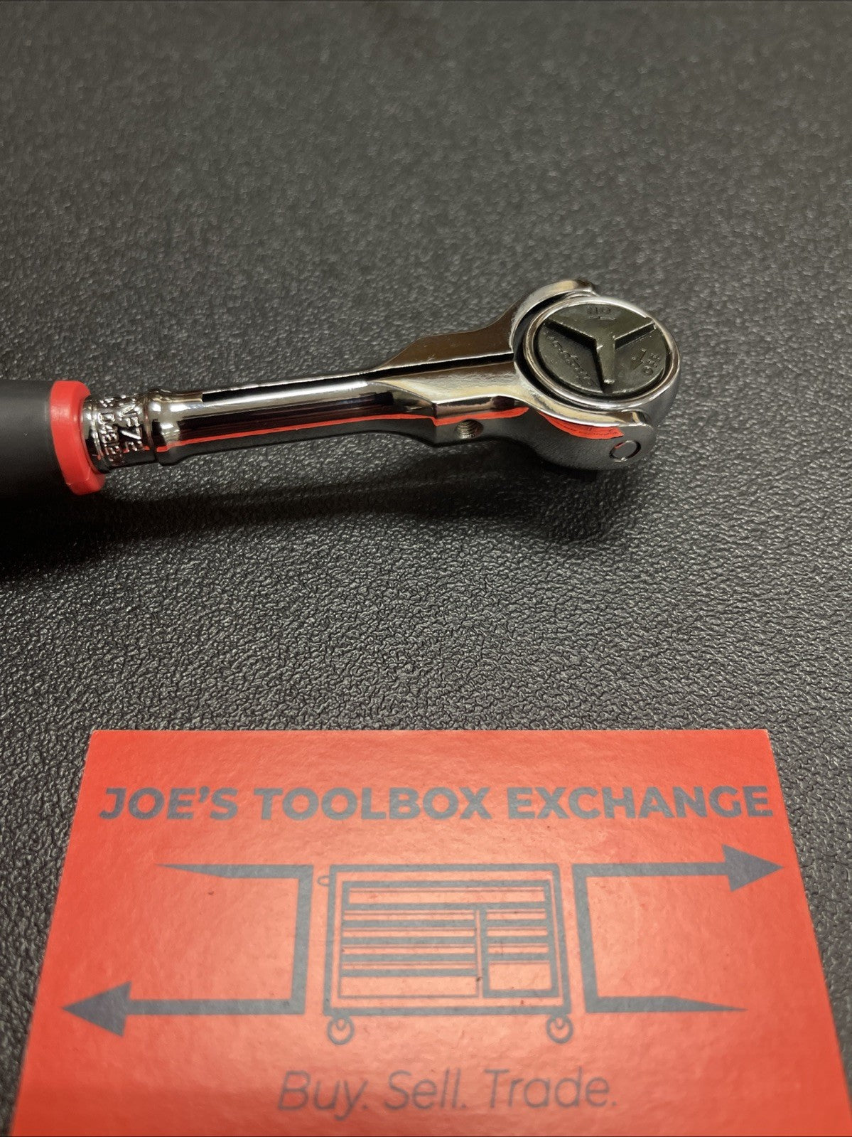 Snap-on Tools USA NEW RED 3/8” Drive Compact Round Head Swivel Ratchet FHCNF72